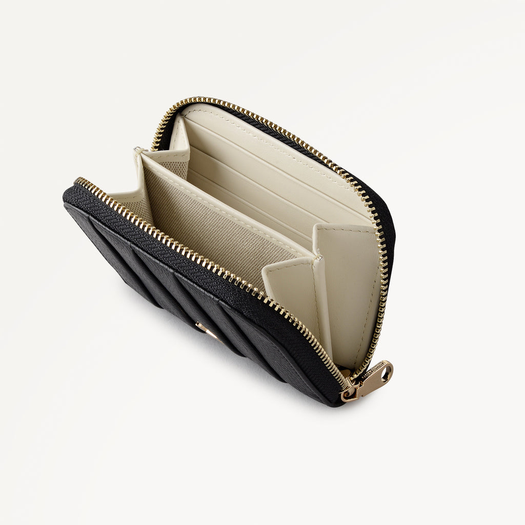 Burton Way - Quilt - Small Zip Around Purse