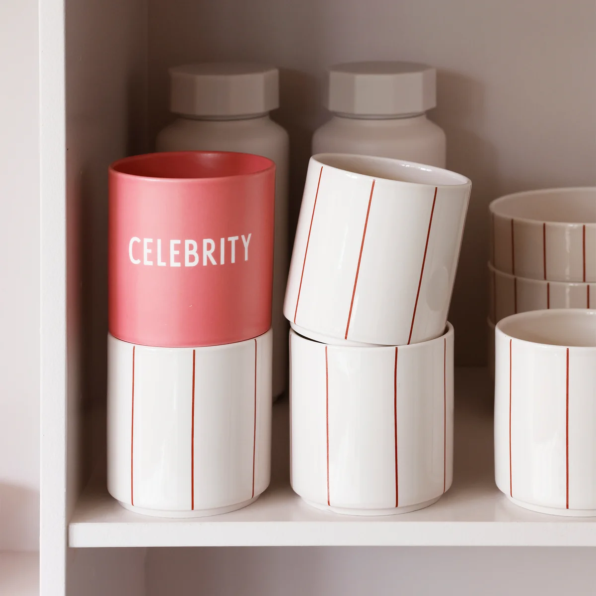 Design Letters - AJ Favourite Porzellan Becher