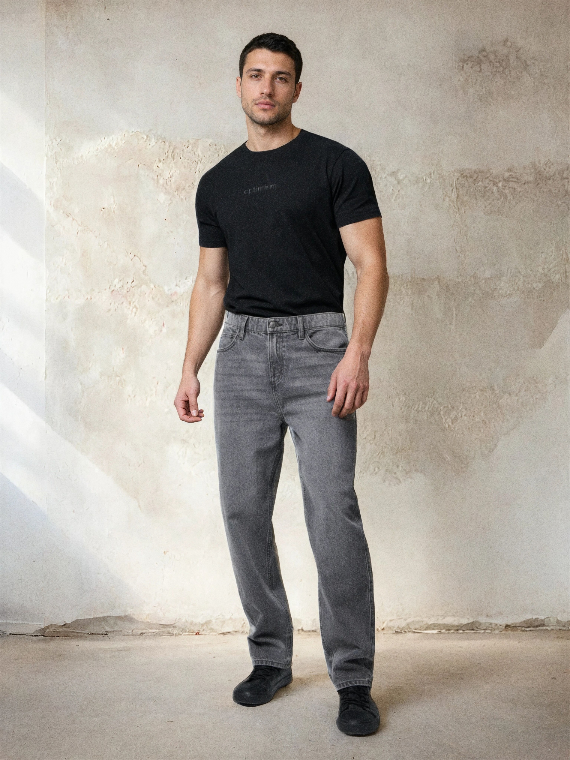 Jeansy loose fit z elektem sprania