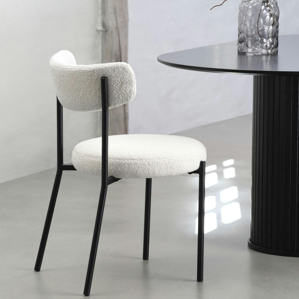 ENNIS - Lot de 2 chaises en tissu bouclette et métal ecru