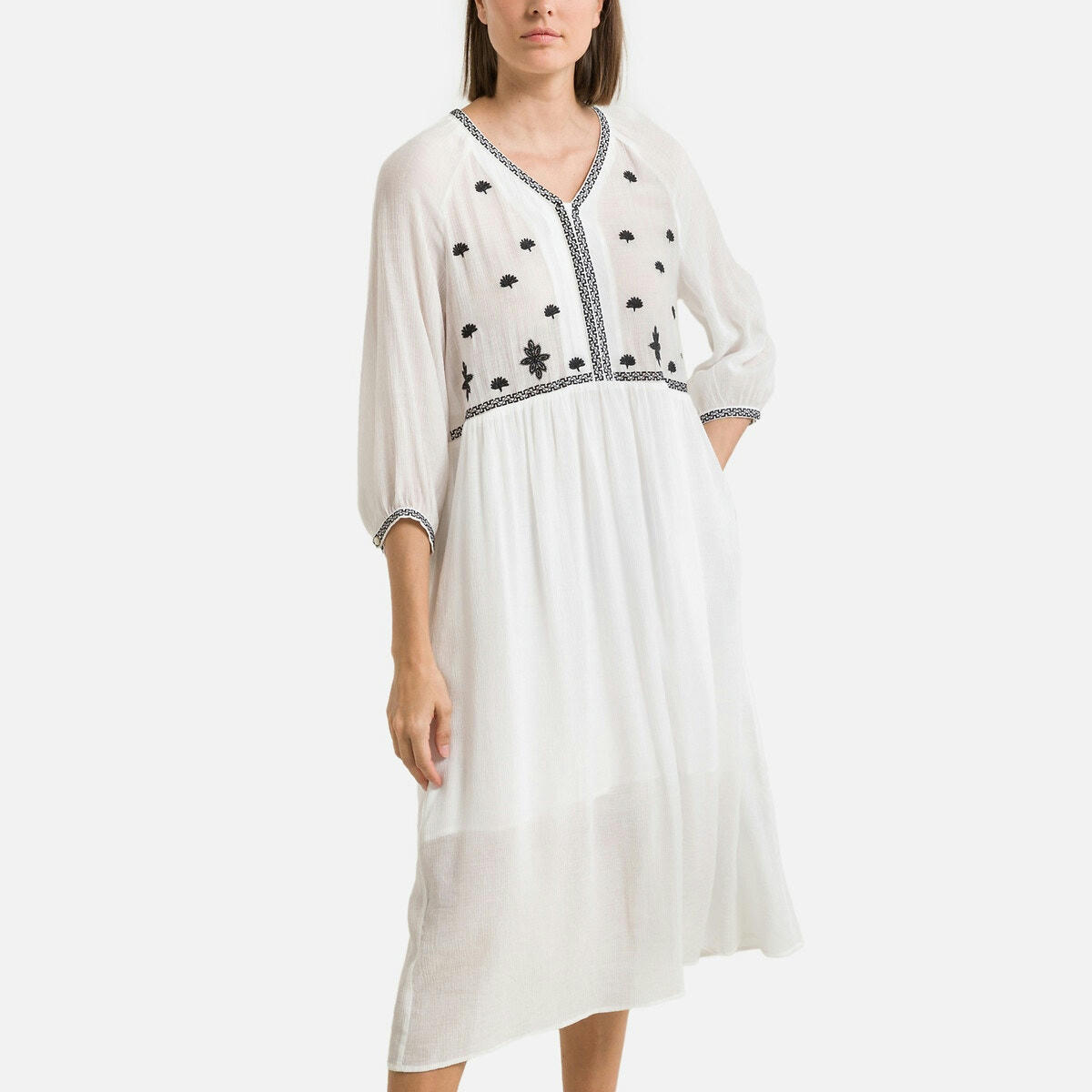 Robe midi brodée