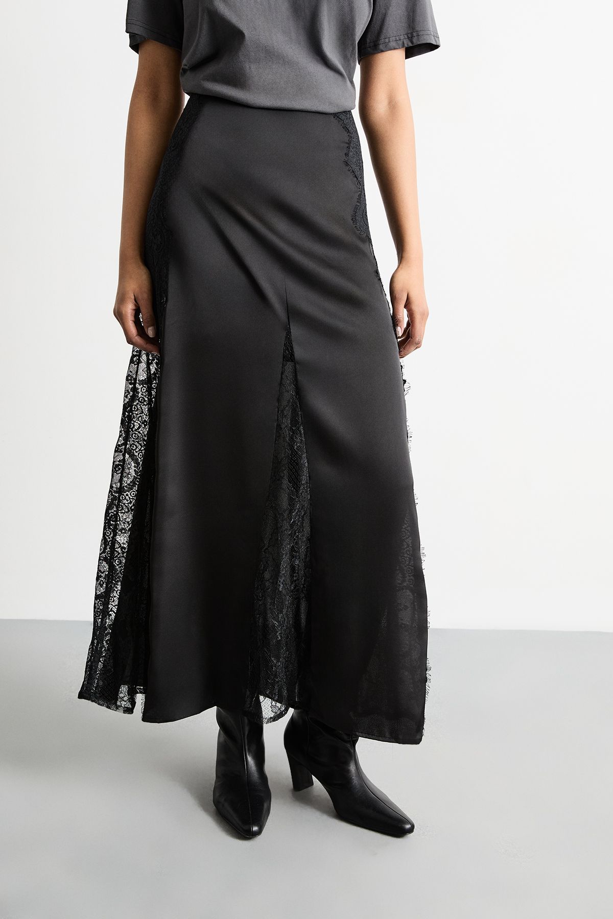 RUNWAY 1.8.1.8 Runway 1.8.1.8 Delicate Lace Detail Satin Maxi Skirt