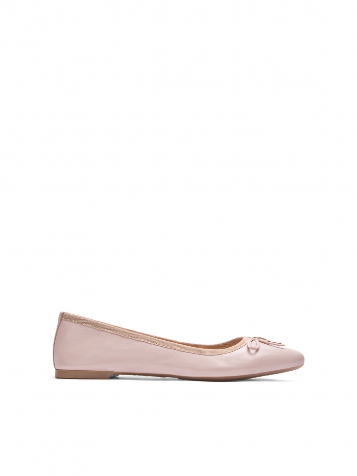 Ladies' pink ballerinas