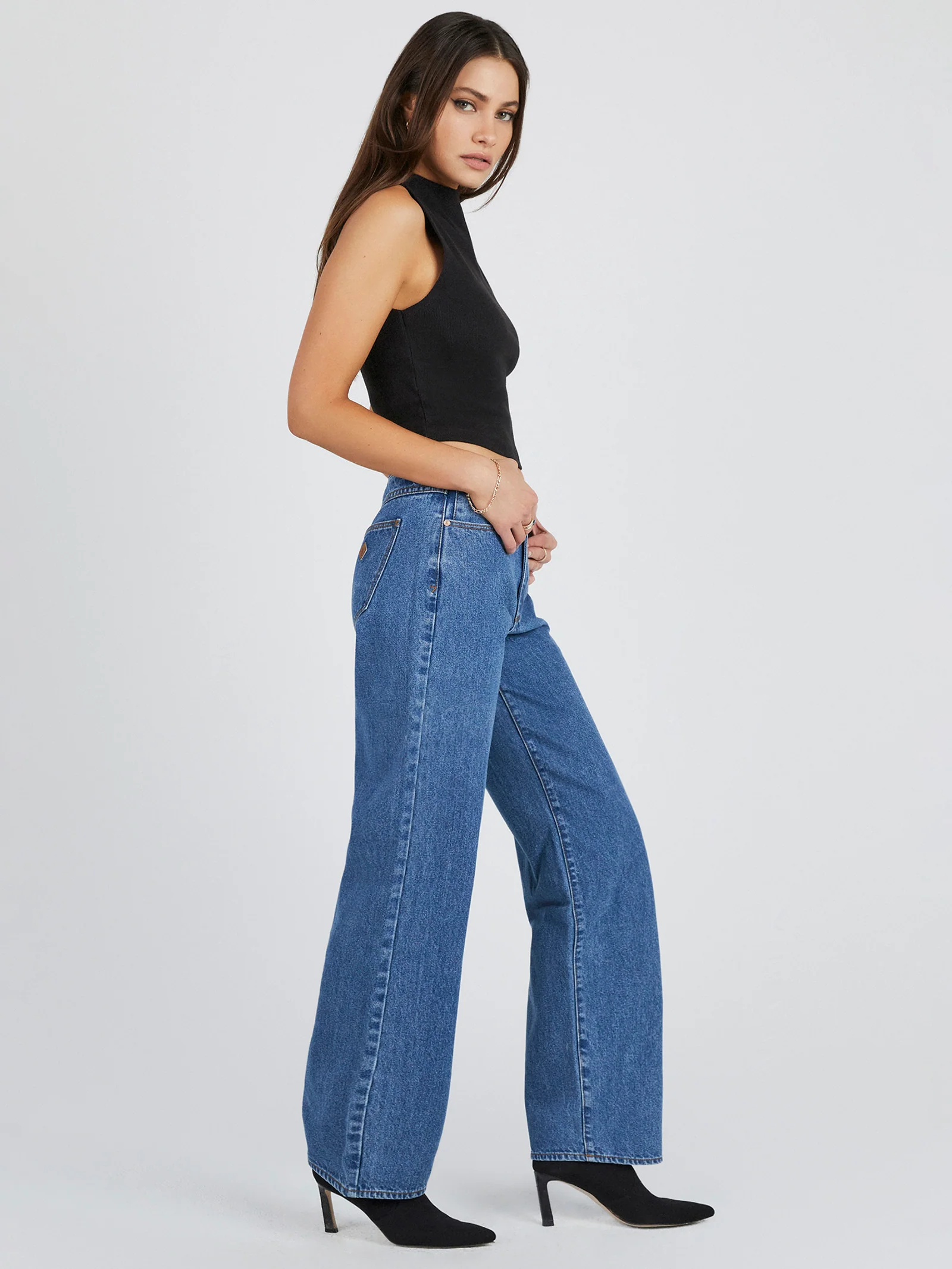 95 Baggy Liliana