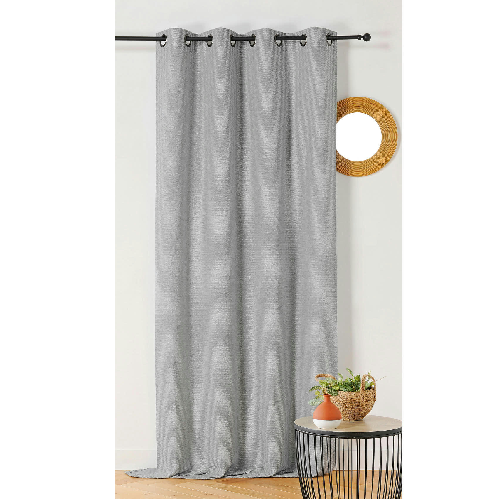 - Rideau à l'aspect texturé en bouclette coton gris clair 140x260 cm