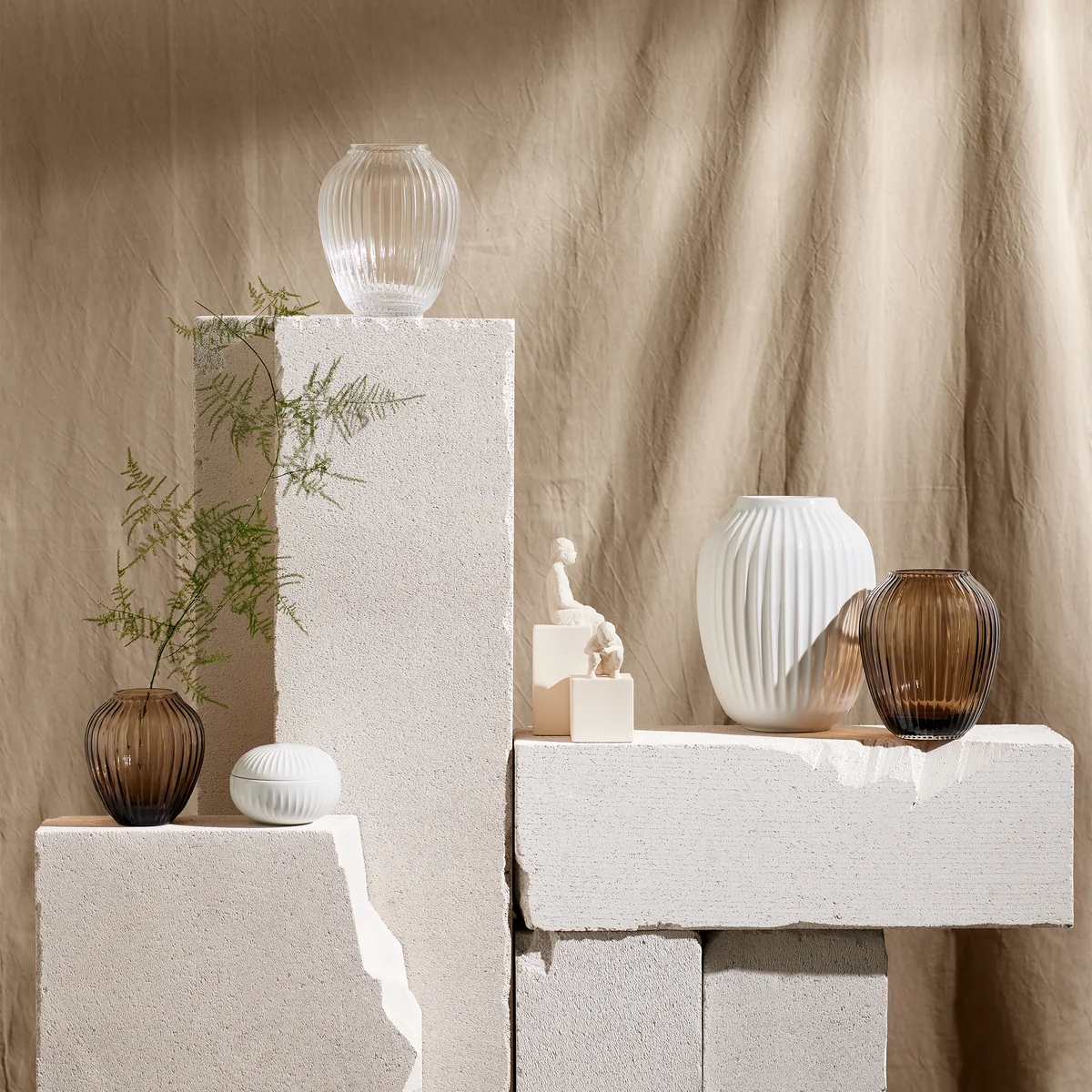 Kähler Design - Hammershøi Glasvase, H 18,5 cm, walnuss