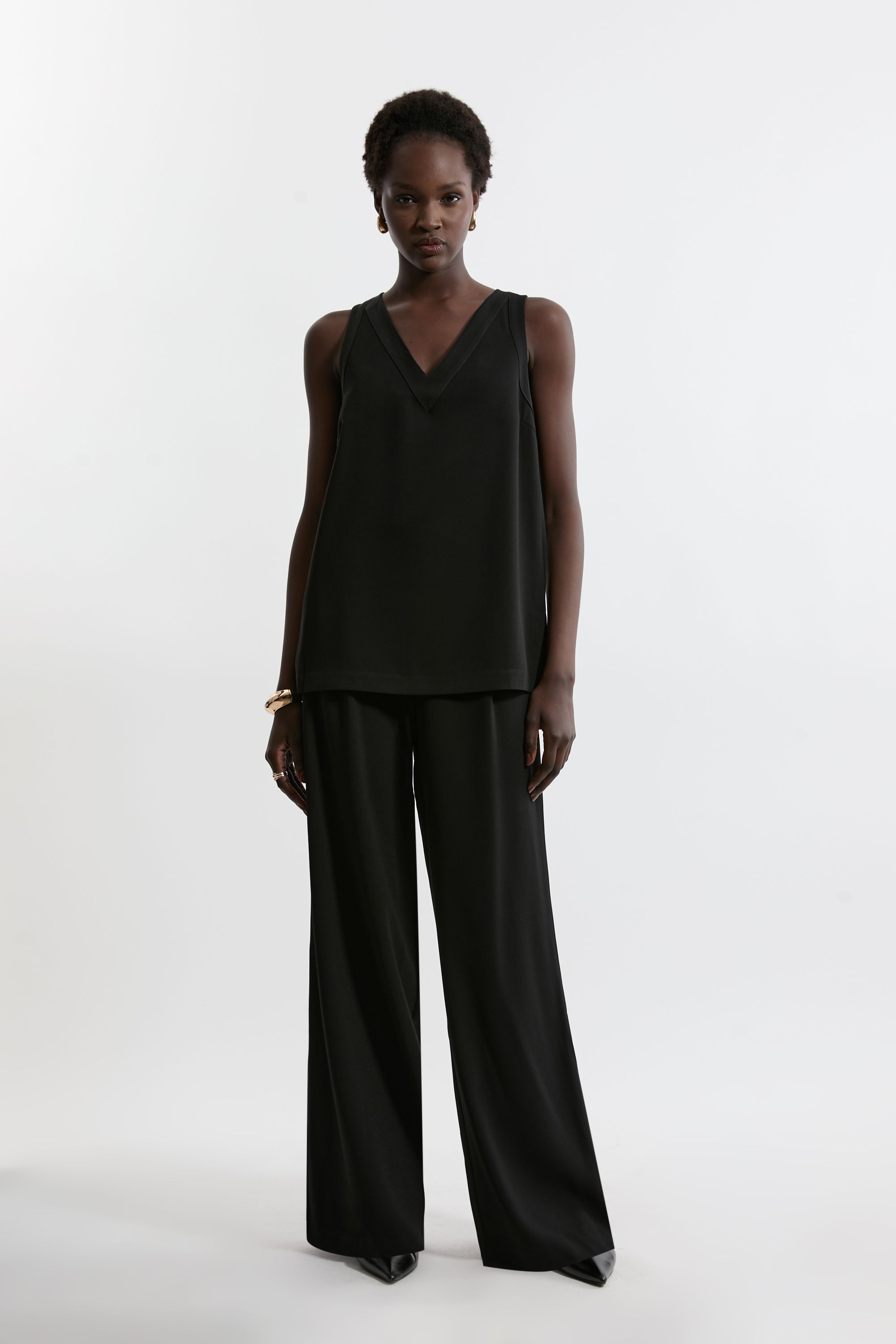KarenMillen Tailored Crepe Essential Sleeveless Longline Top