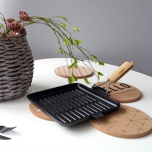 SOGA Cast Iron Ribbed Square Steak Grill Pan Wooden Handle 24cm