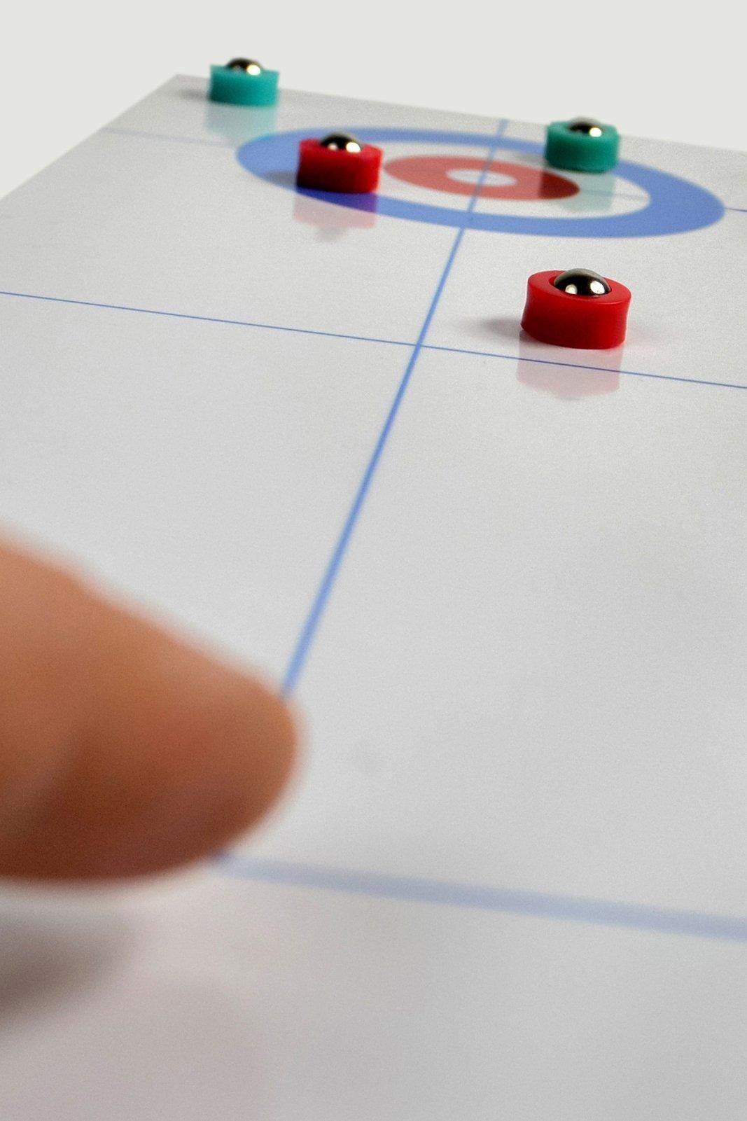 Funtime Gifts Finger Curling Game