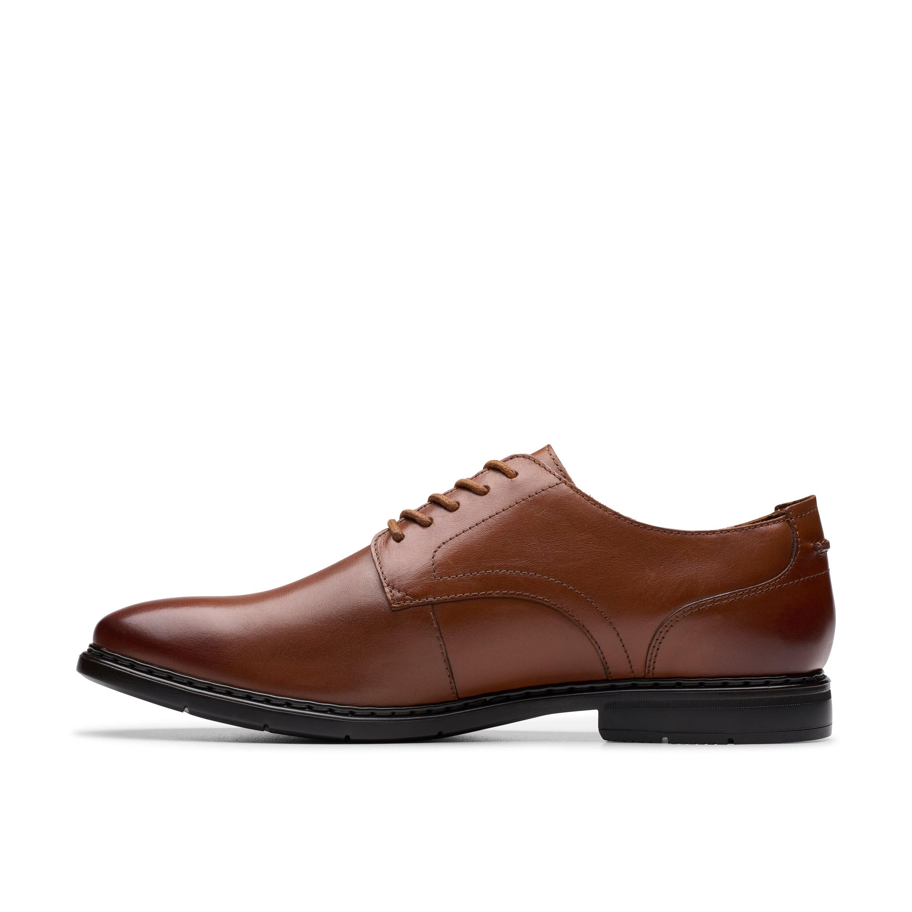 Clarks Banbury Derby Tan Leather Derby Shoes,Lace Up