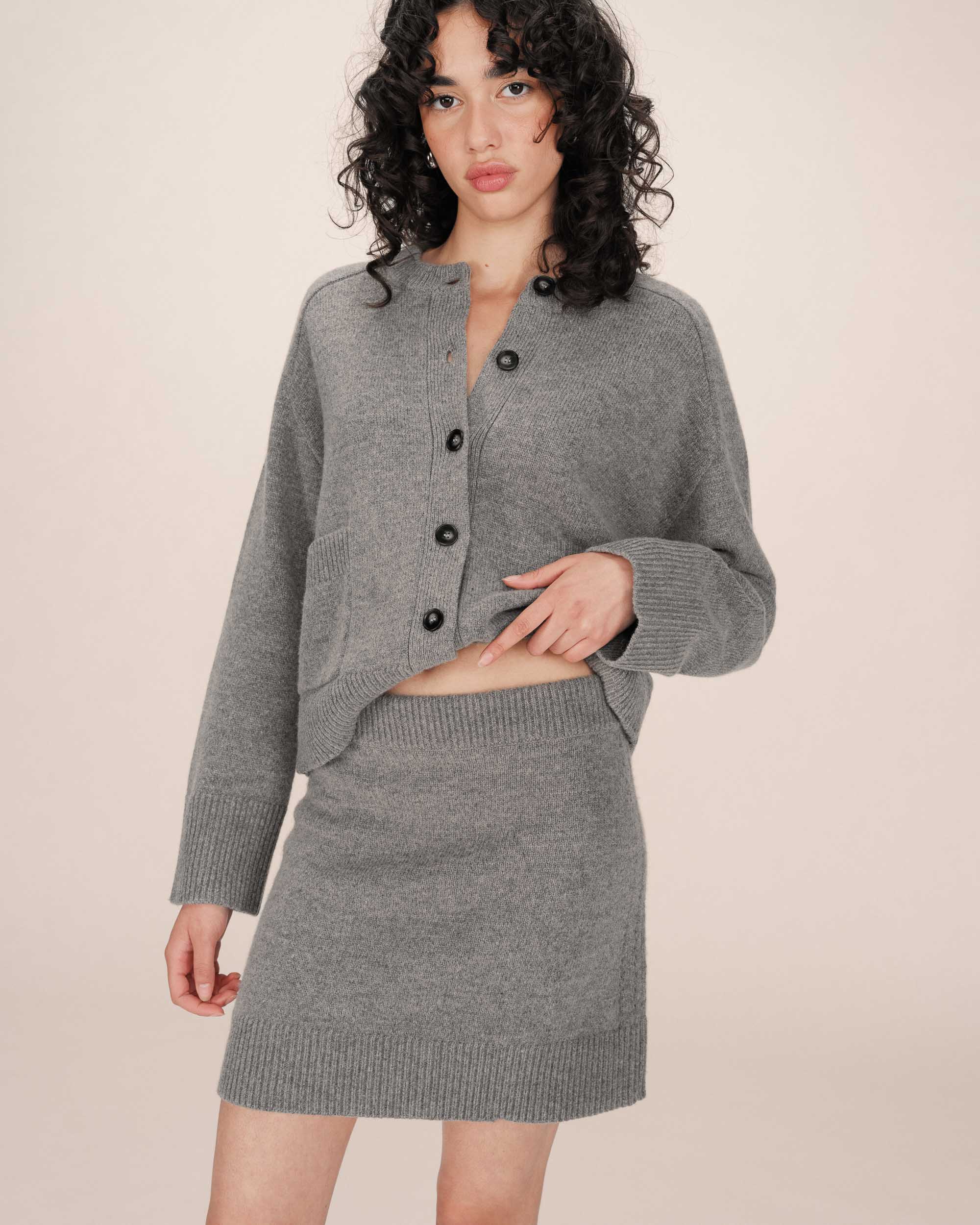 Jupe ajustée en maille gris Shae