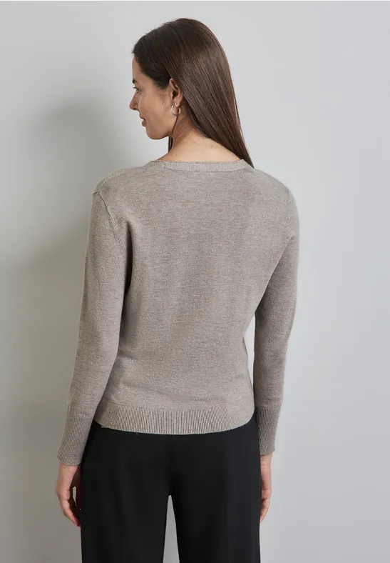 Strickpullover mit Details