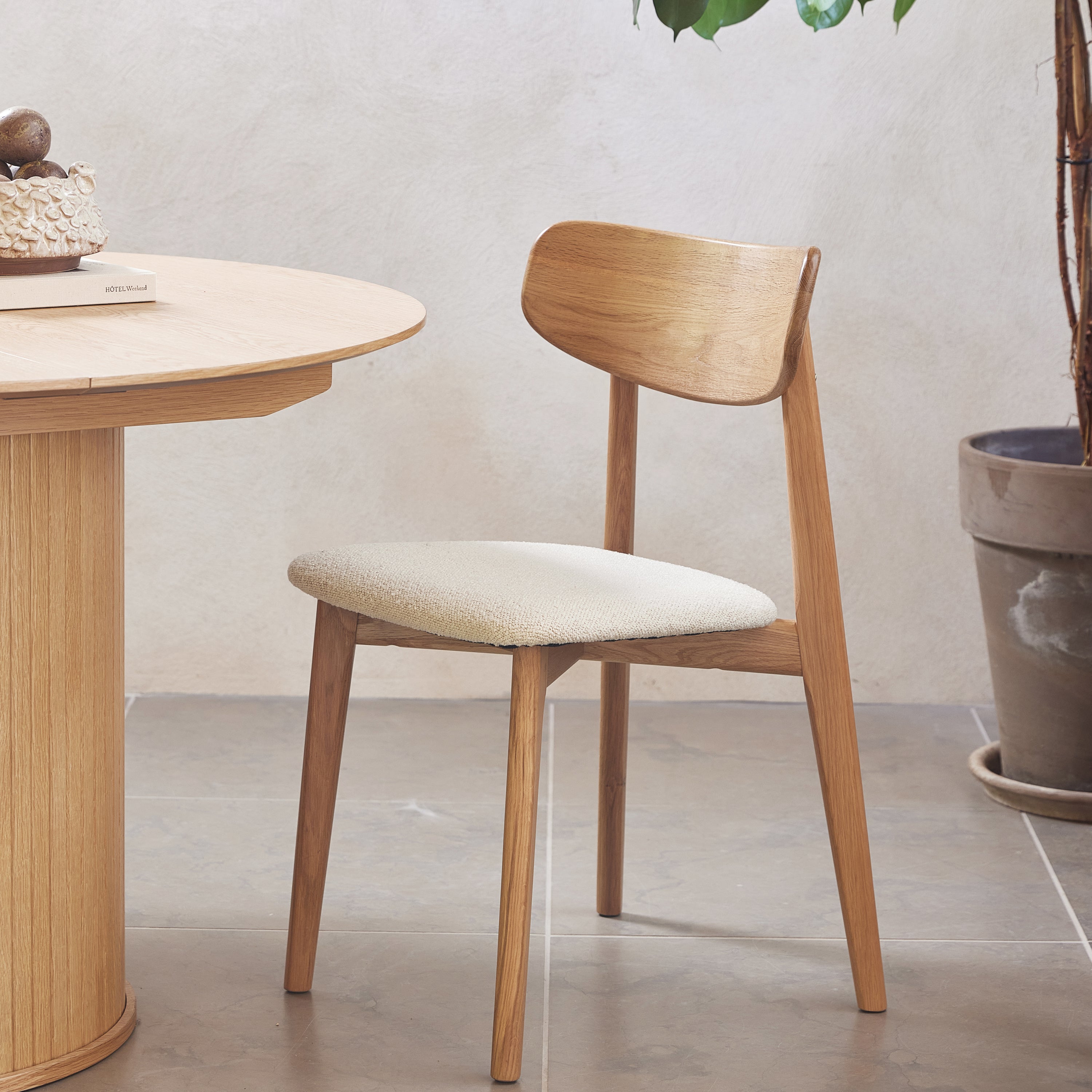 by fonQ Oath Eetkamerstoel Bouclé - Off-White