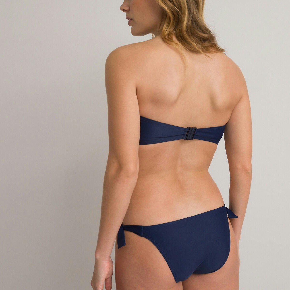 Haut de maillot de bain bandeau, détail berlingot