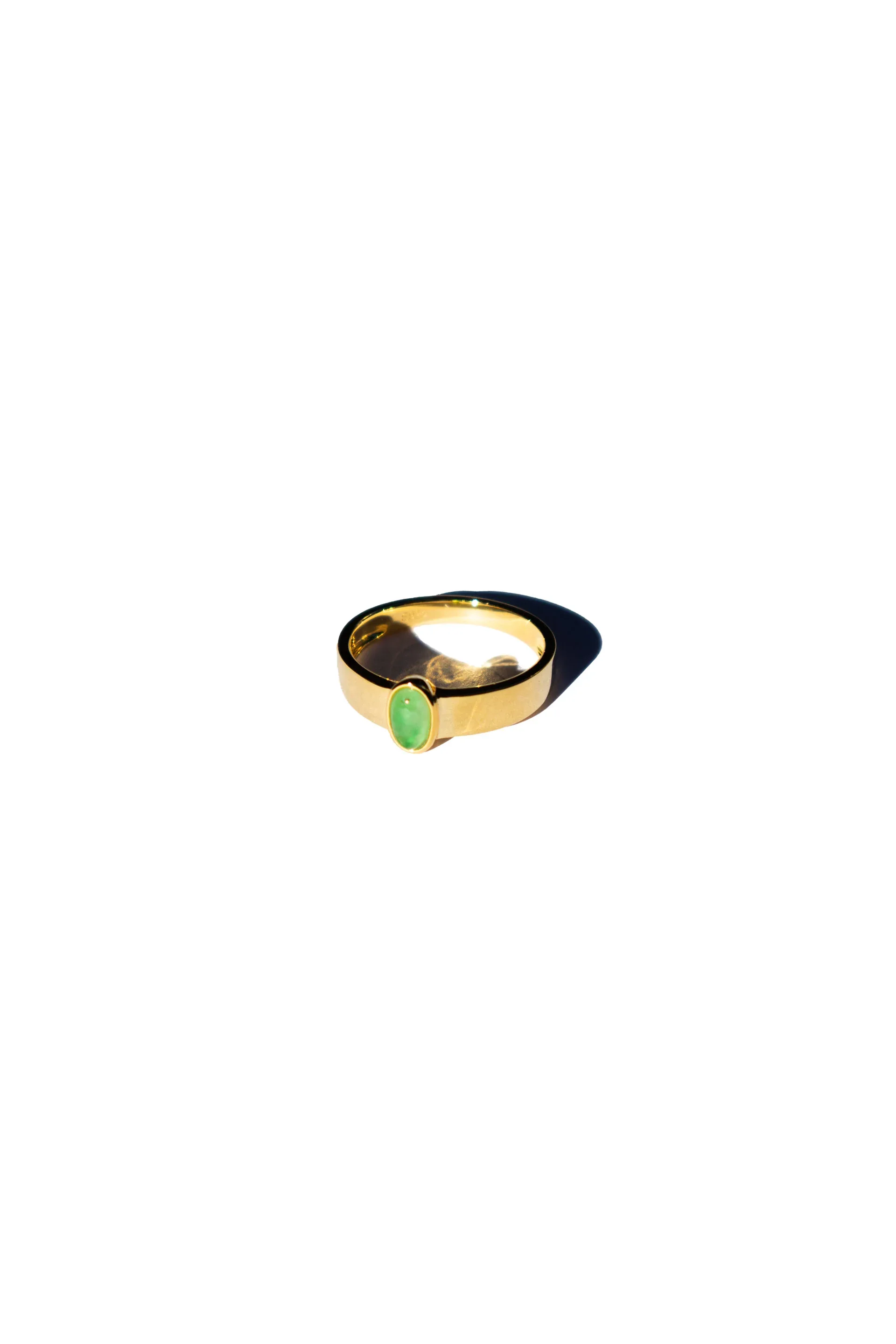 seree Atelier | Simone — Imperial Green Jade Gold Ring