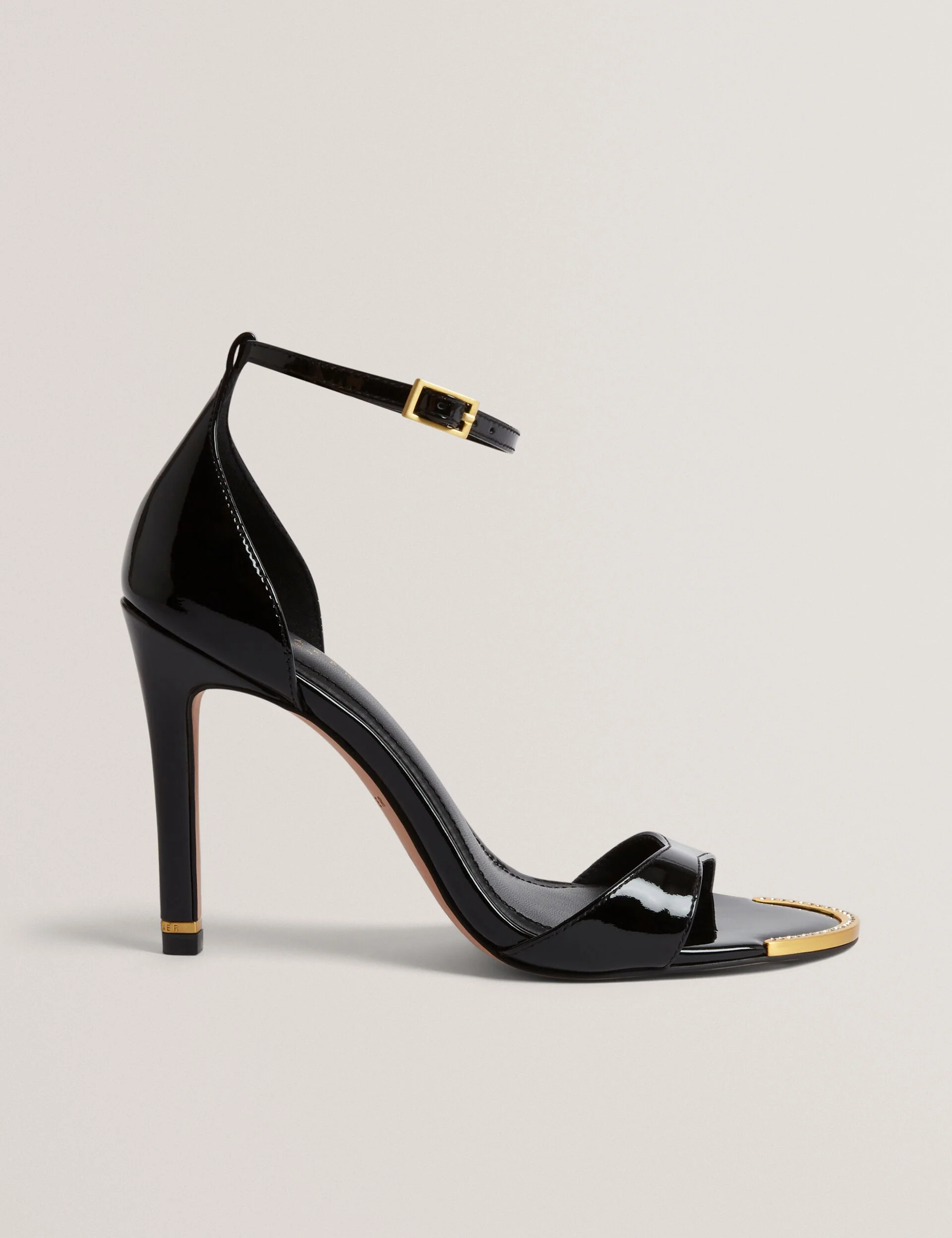 HELLIY | JET BLACK