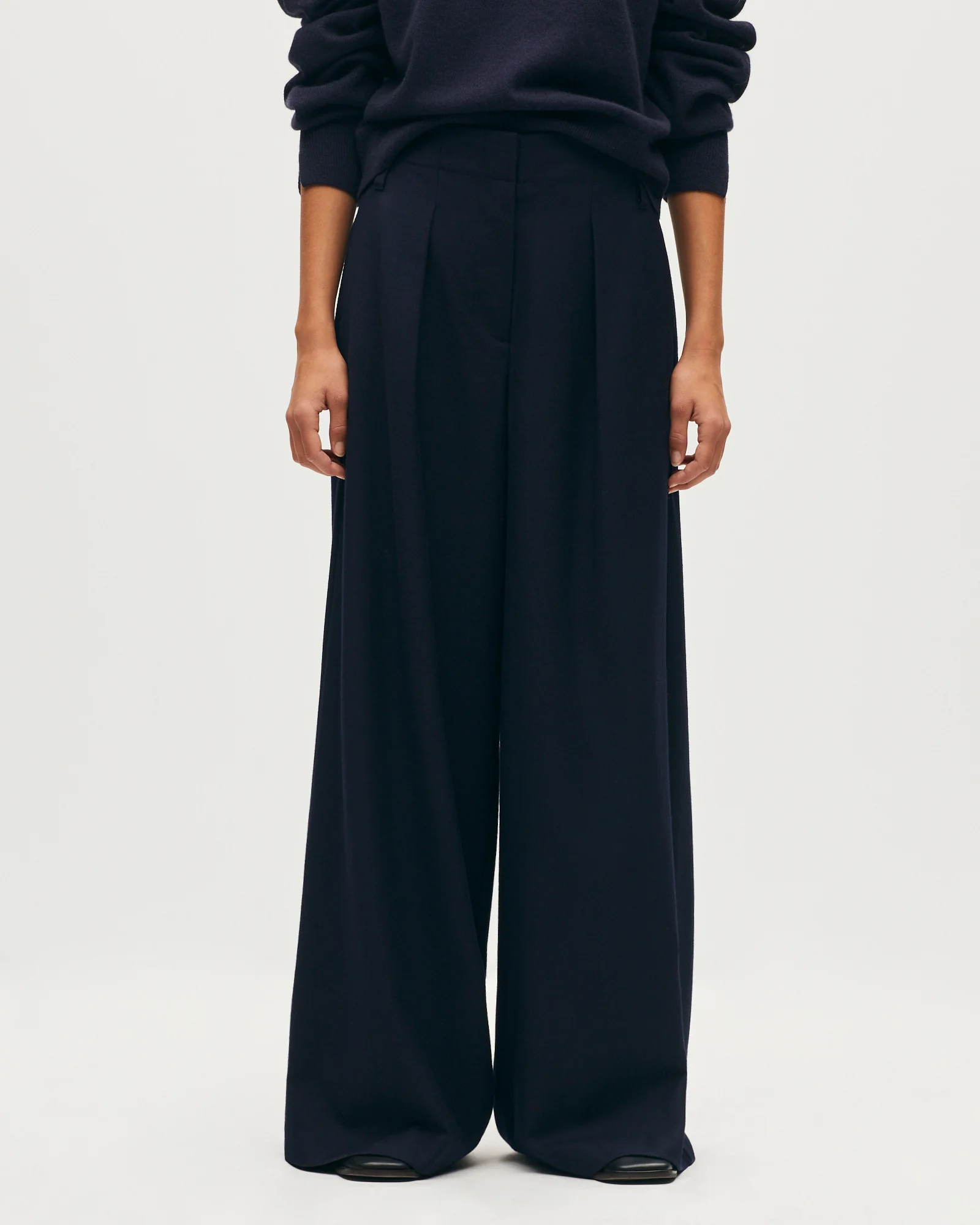 Pantalon ample à plis YVONNE