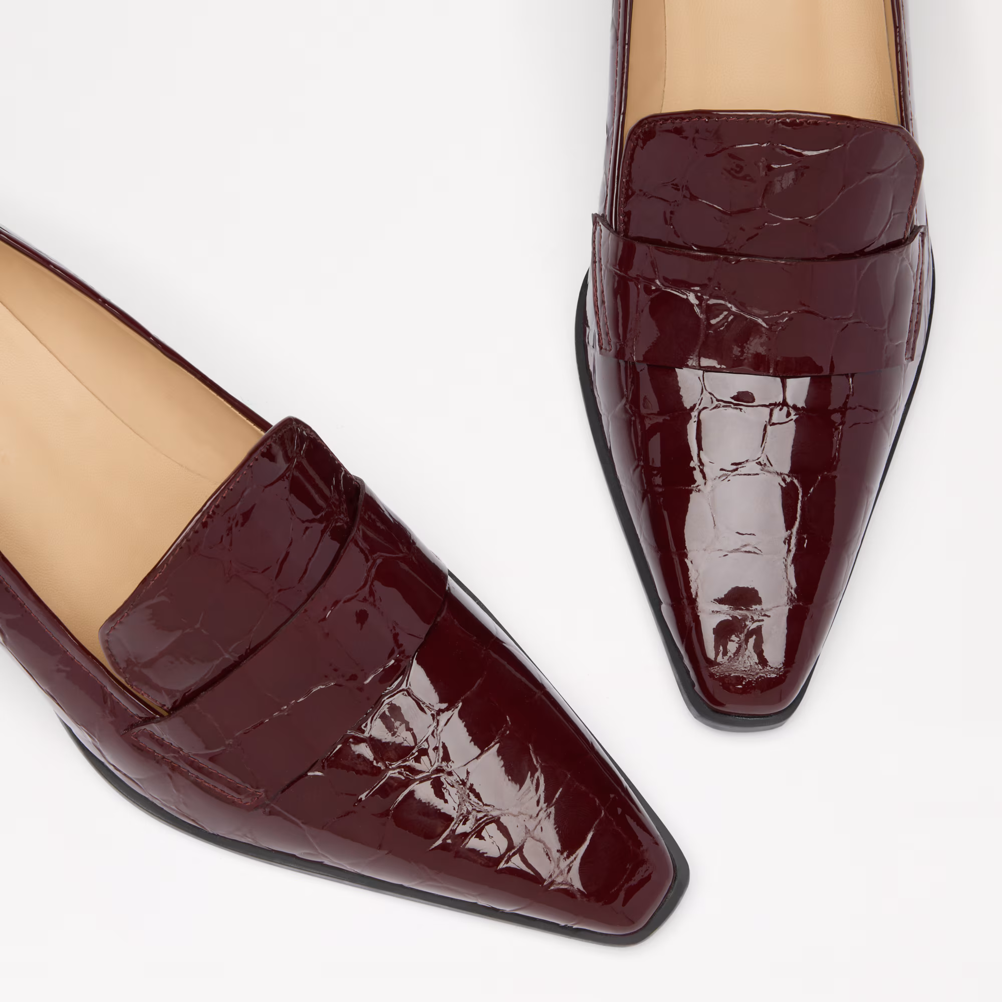Totter<br>Snipped Toe Heeled Loafer