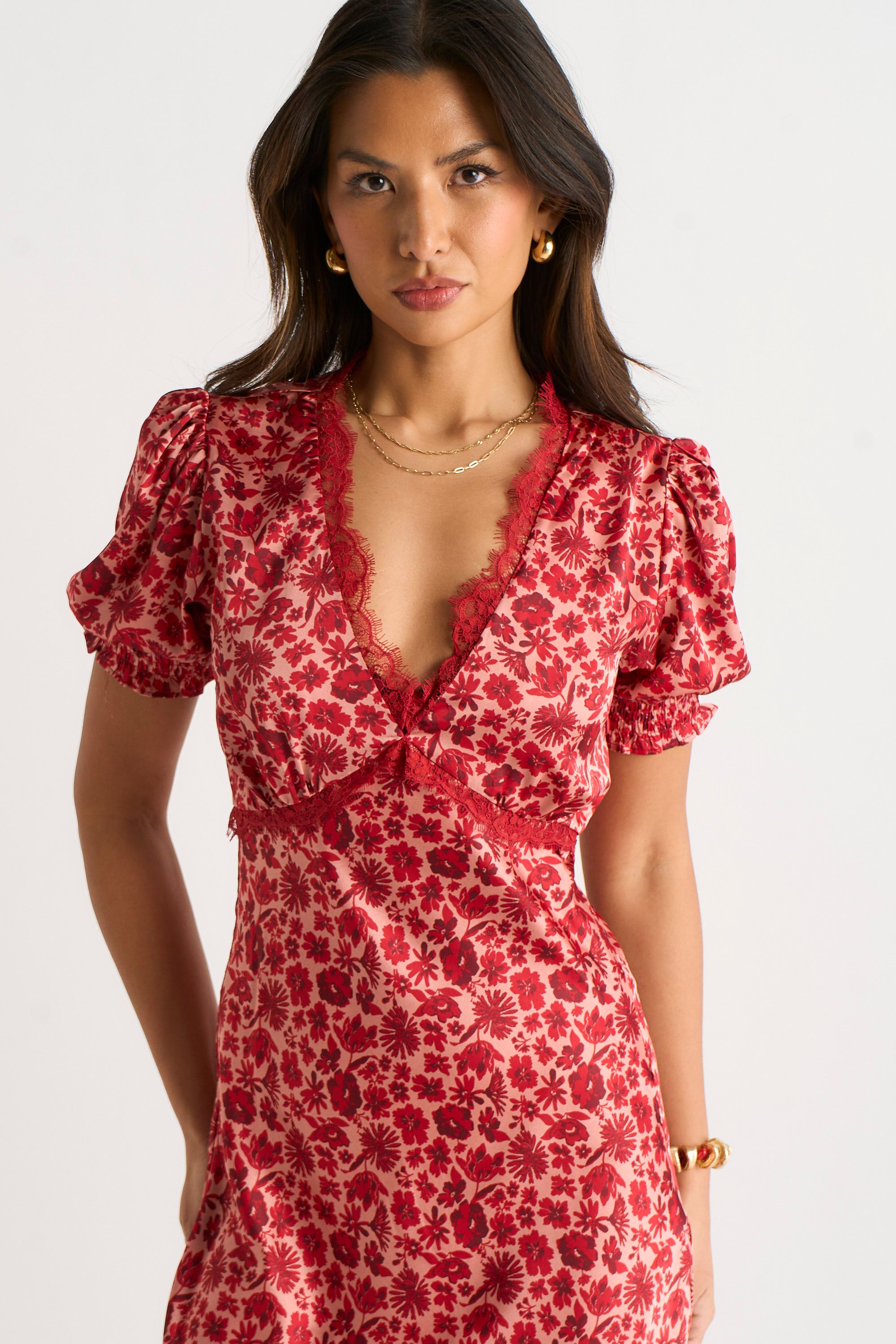 Gini London Red Floral Lace Trim V Neck Midi Dress