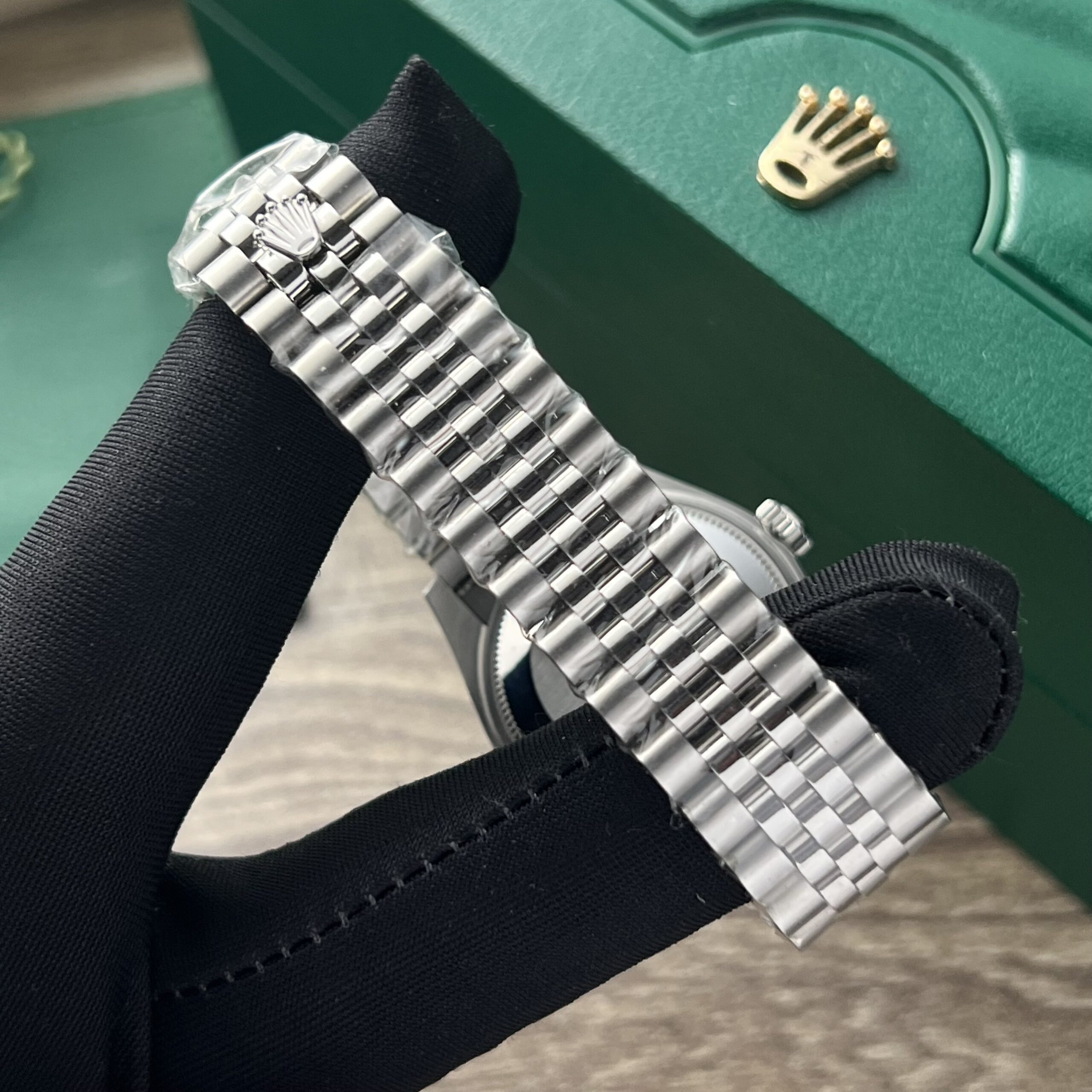 Rolex Datejust 316L Steel Black Dial CZ Diamonds 31mm Jub AAA Replica