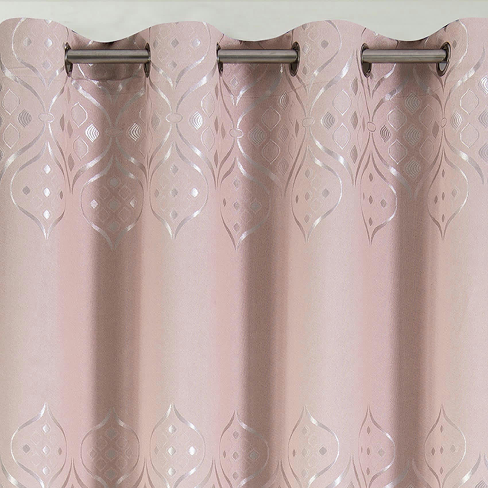 - Rideau obscurcissant à motifs brillants