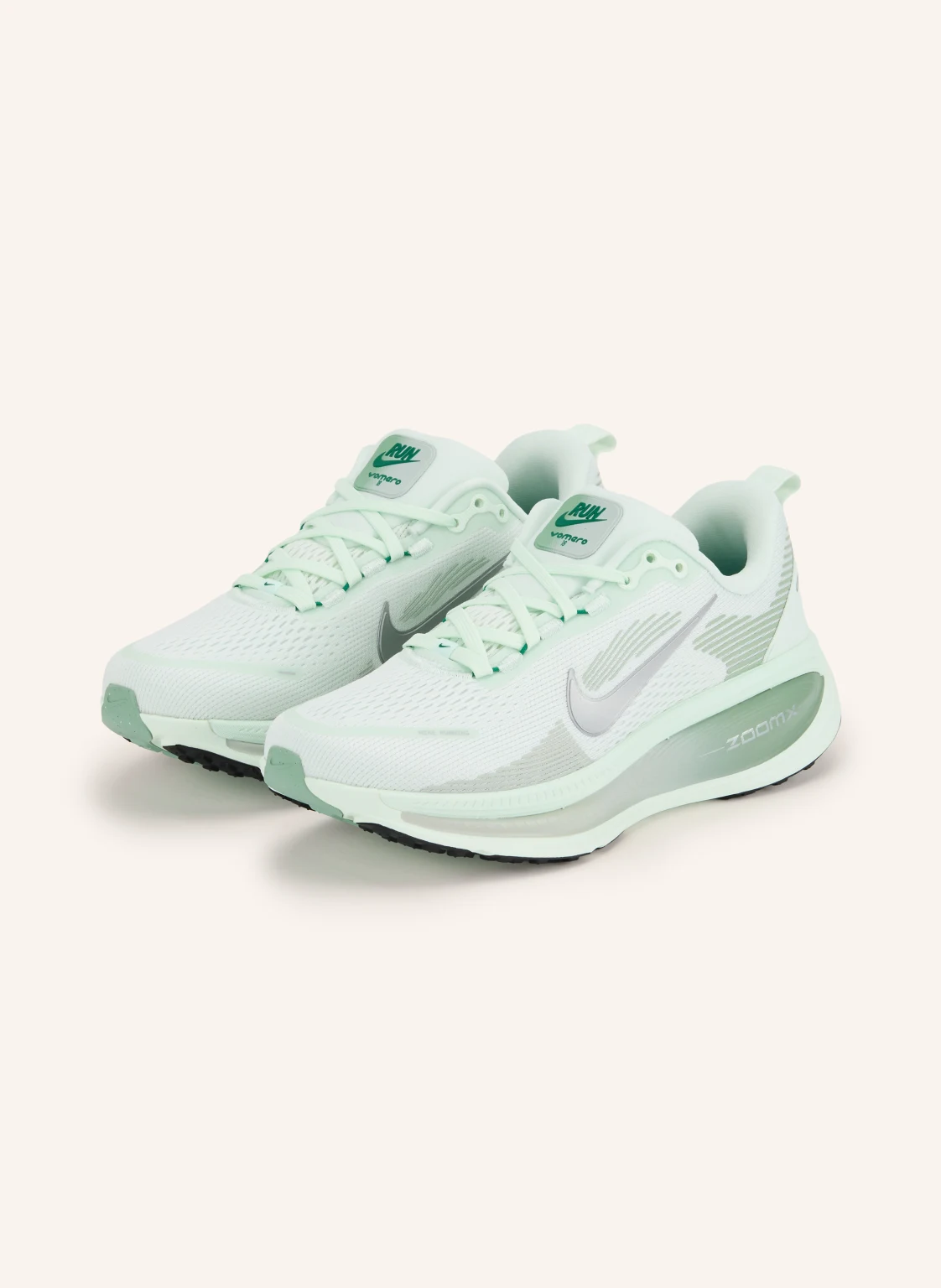 Nike Laufschuhe VOMERO 18