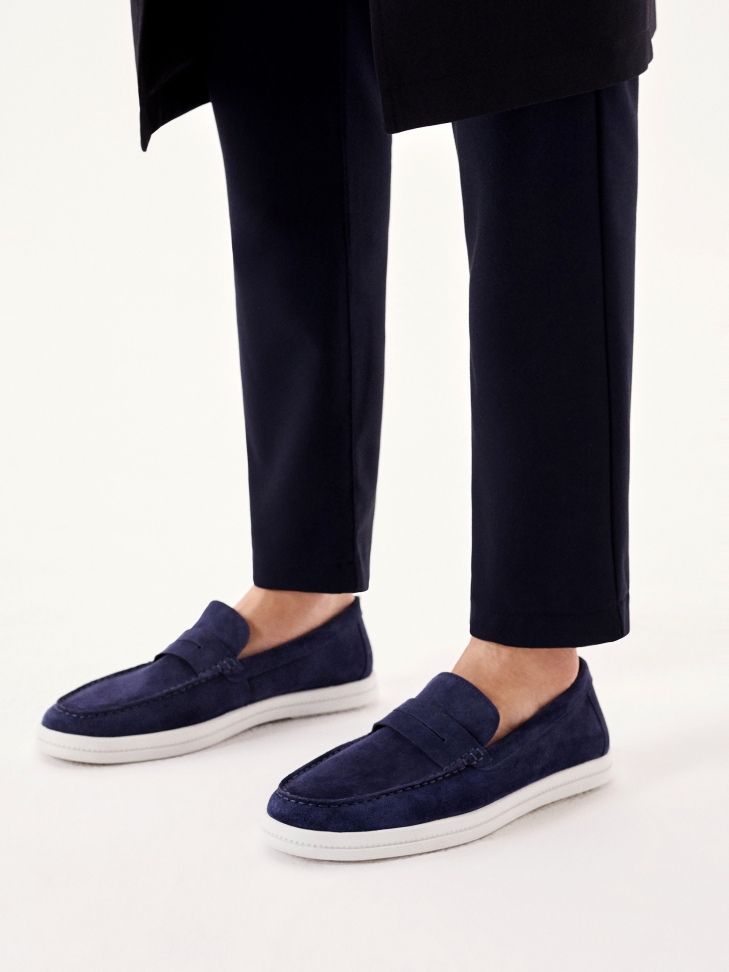 Men's slip on navy blue sneakers