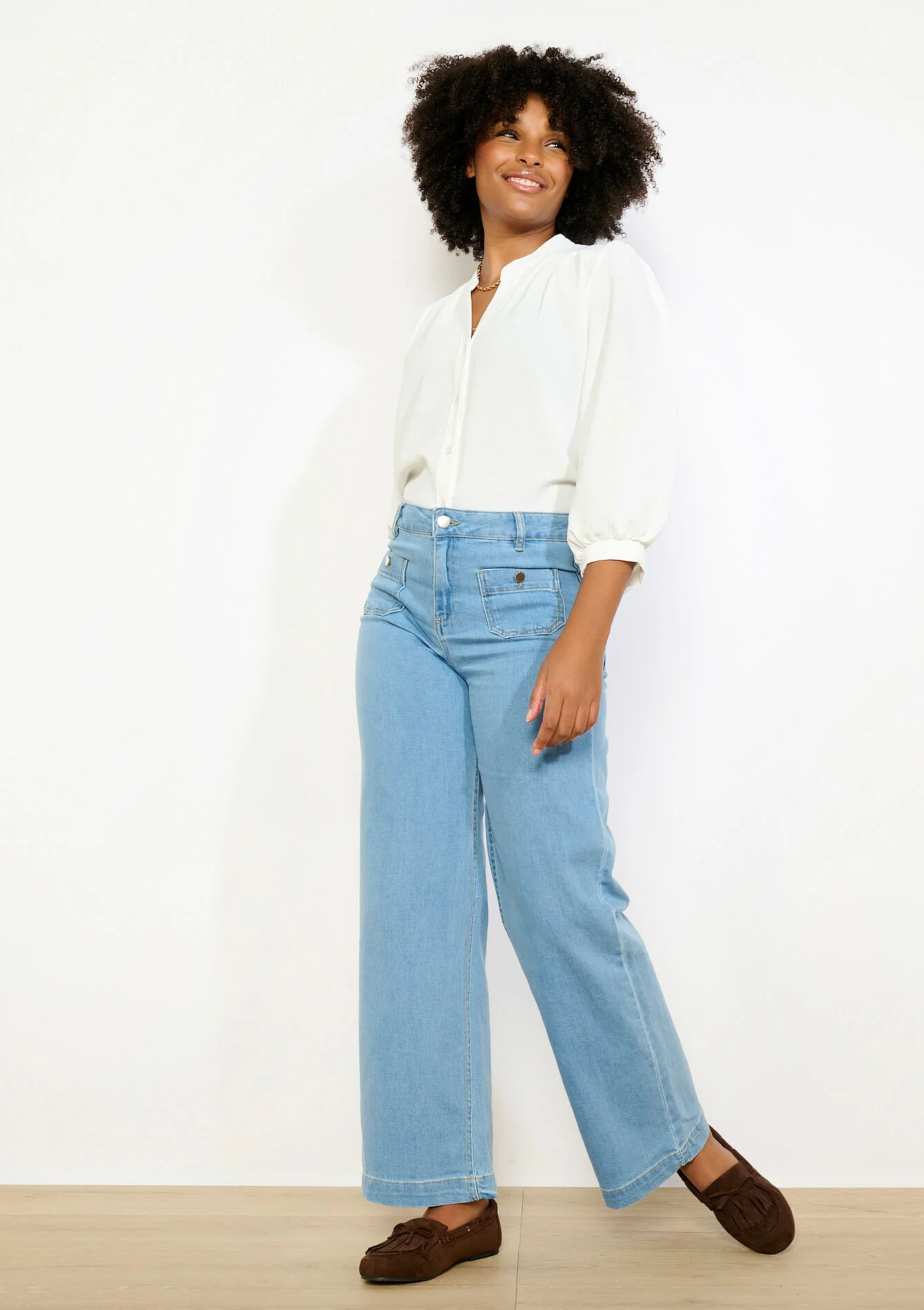 Cropped wide leg jeans