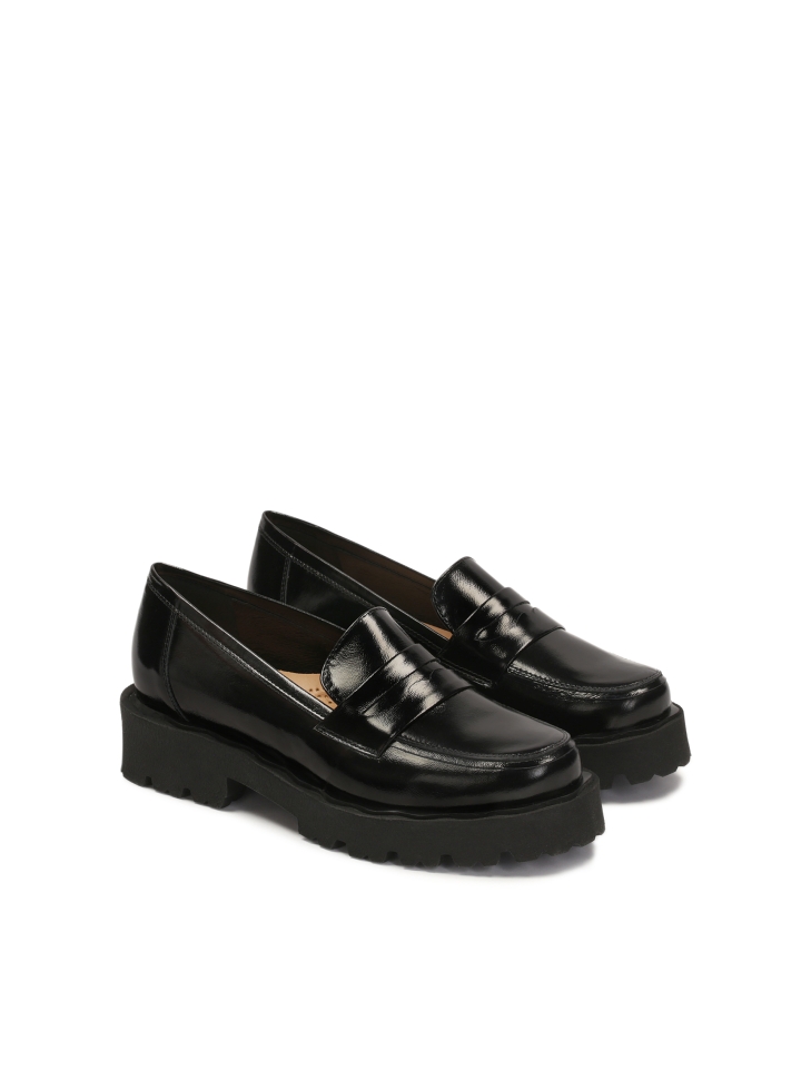 Casual slip-on flat shoes on a lightweight sole