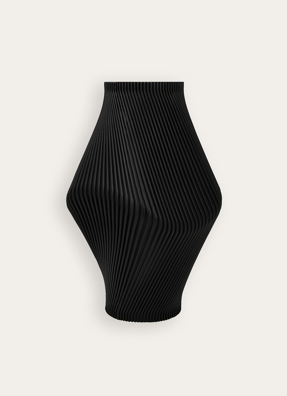 VASE EN POLYRÉSINE FORME ORIGINALE STRIÉE NOIR