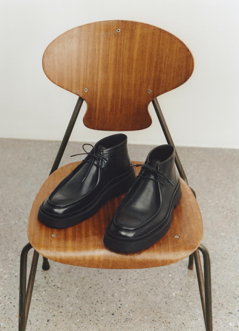 Mike Boots