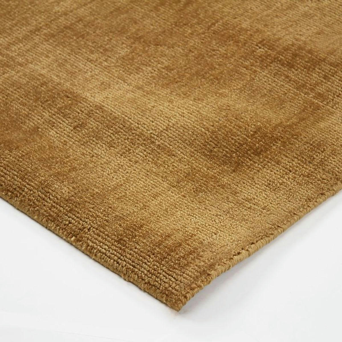 SANTAL - Tapis aspect velours ocre 120x170