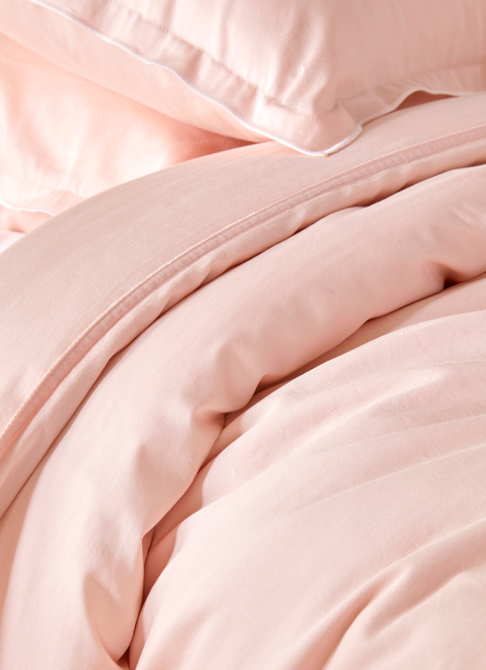 HOUSSE DE COUETTE EN SATIN DE COTON LAVÉ ROSE PALE