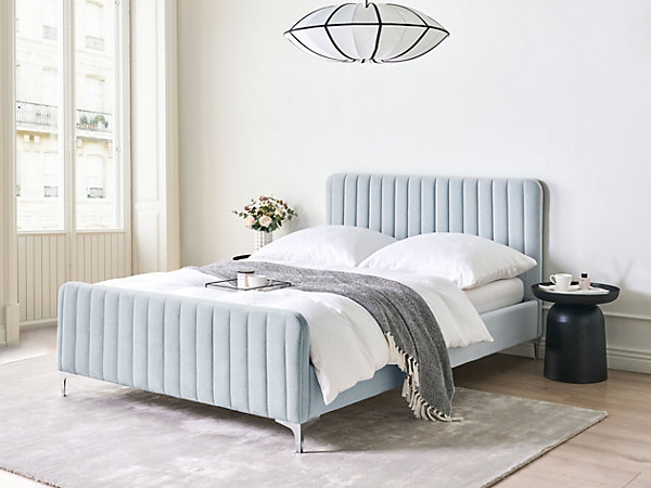 Lit avec sommier Velours LUNAN 140 x 200 cm Bleu clair