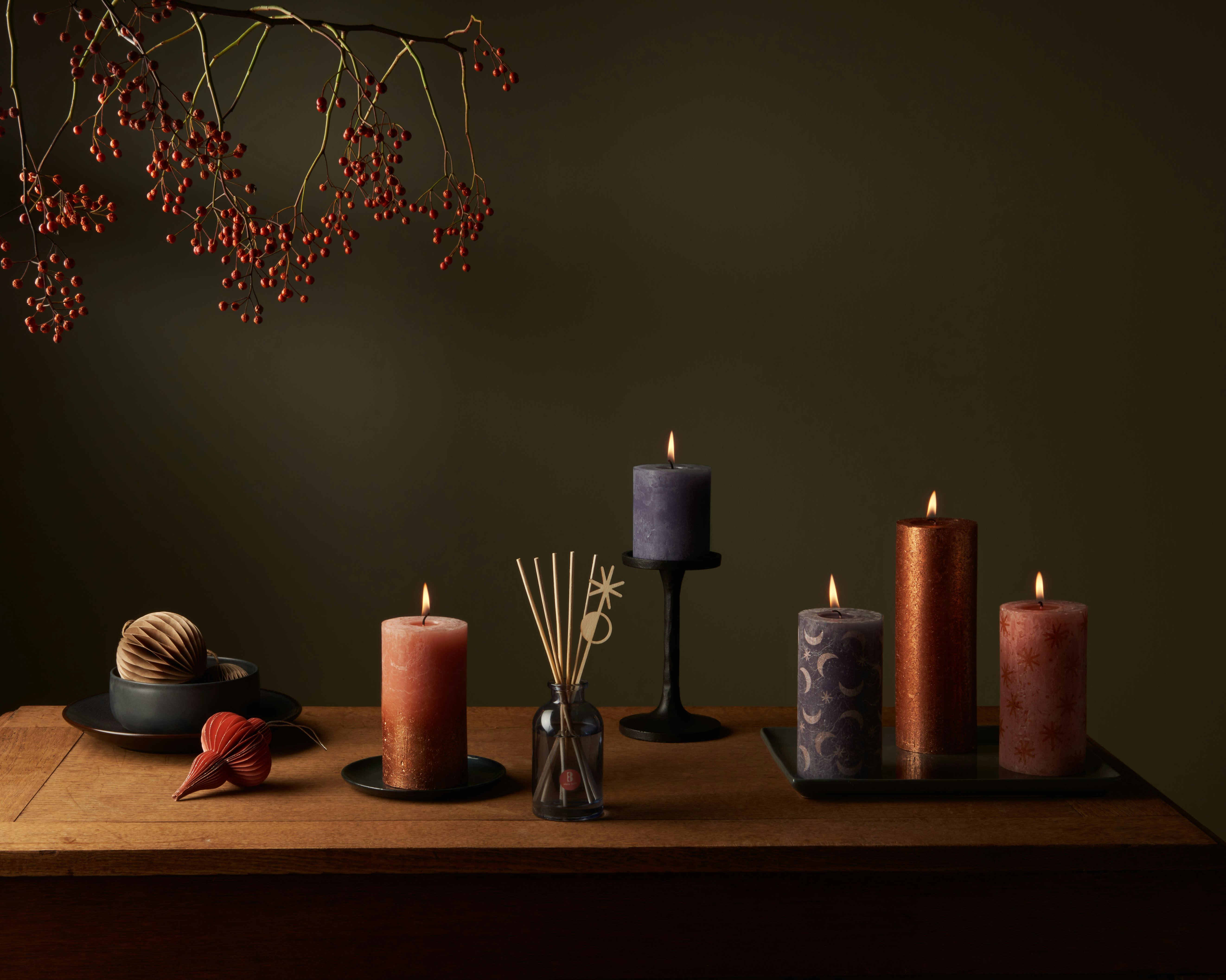 - Lot De 5 Bougies Et 1 Bouquet Parfumé, Multicolore