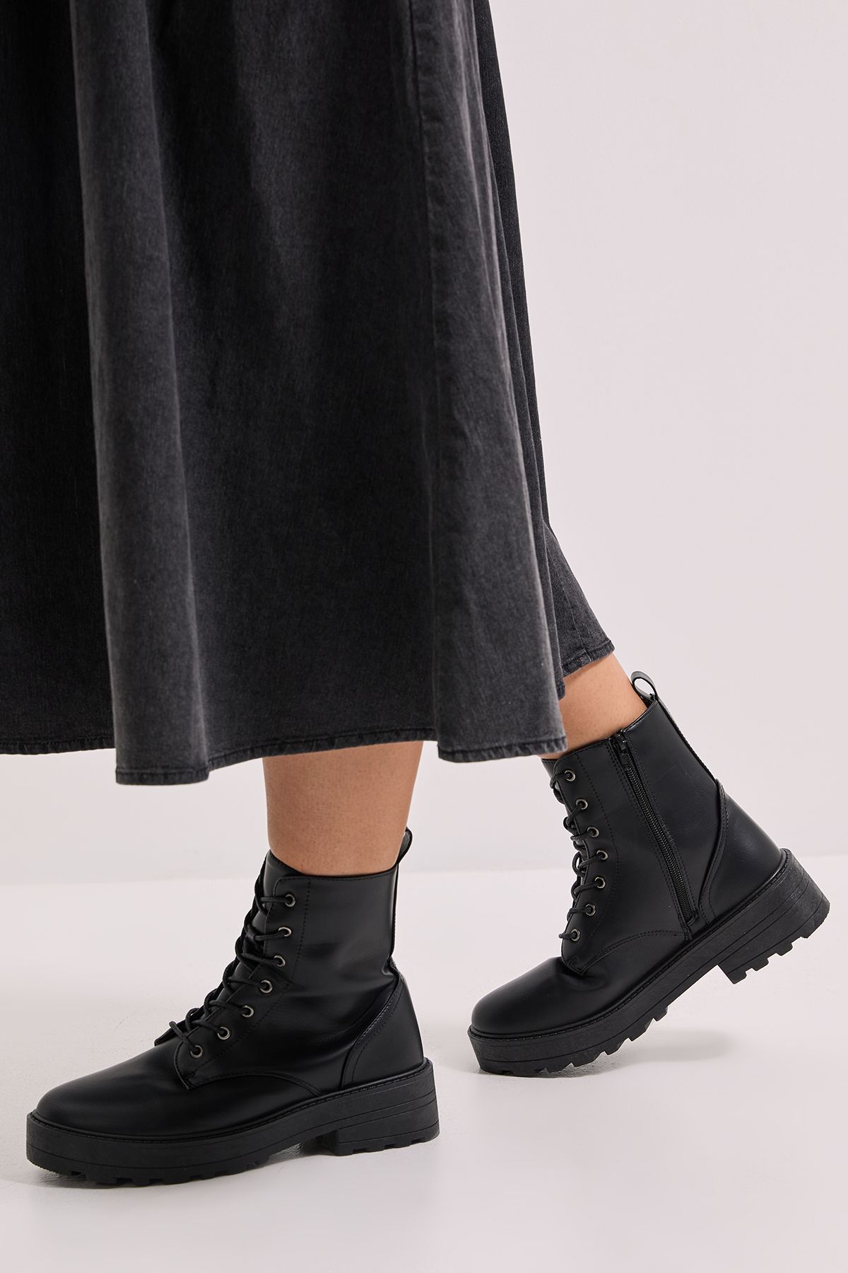 Dorothy Perkins Wide Fit Maryam Faux Leather Lace Up Chunky Ankle Boots