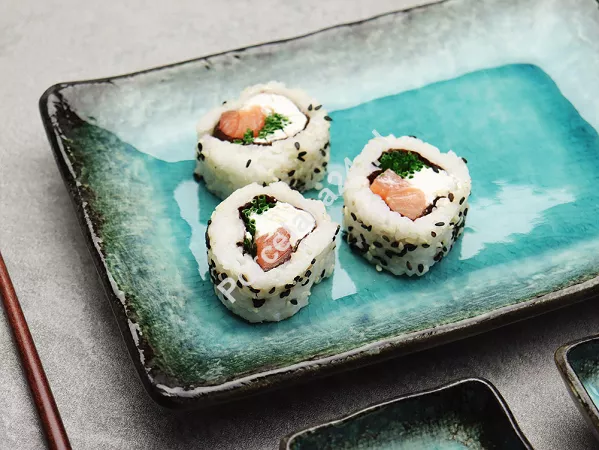 Zestaw do sushi dla 2 osób (4 el.) z pałeczkami Tokyo Design Studio - Yamasaku Sky Blue 33601