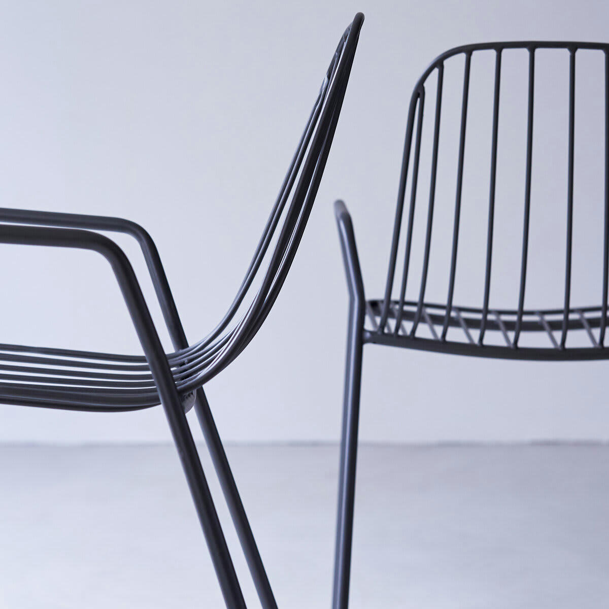 ARTY - Fauteuil en métal dark grey