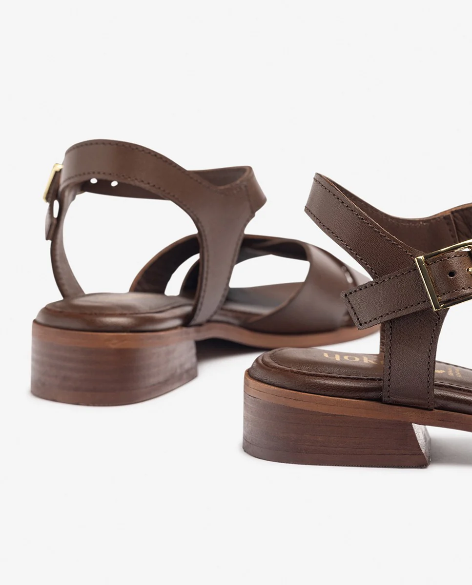 Sandalia de tacón RAB-251 marrón