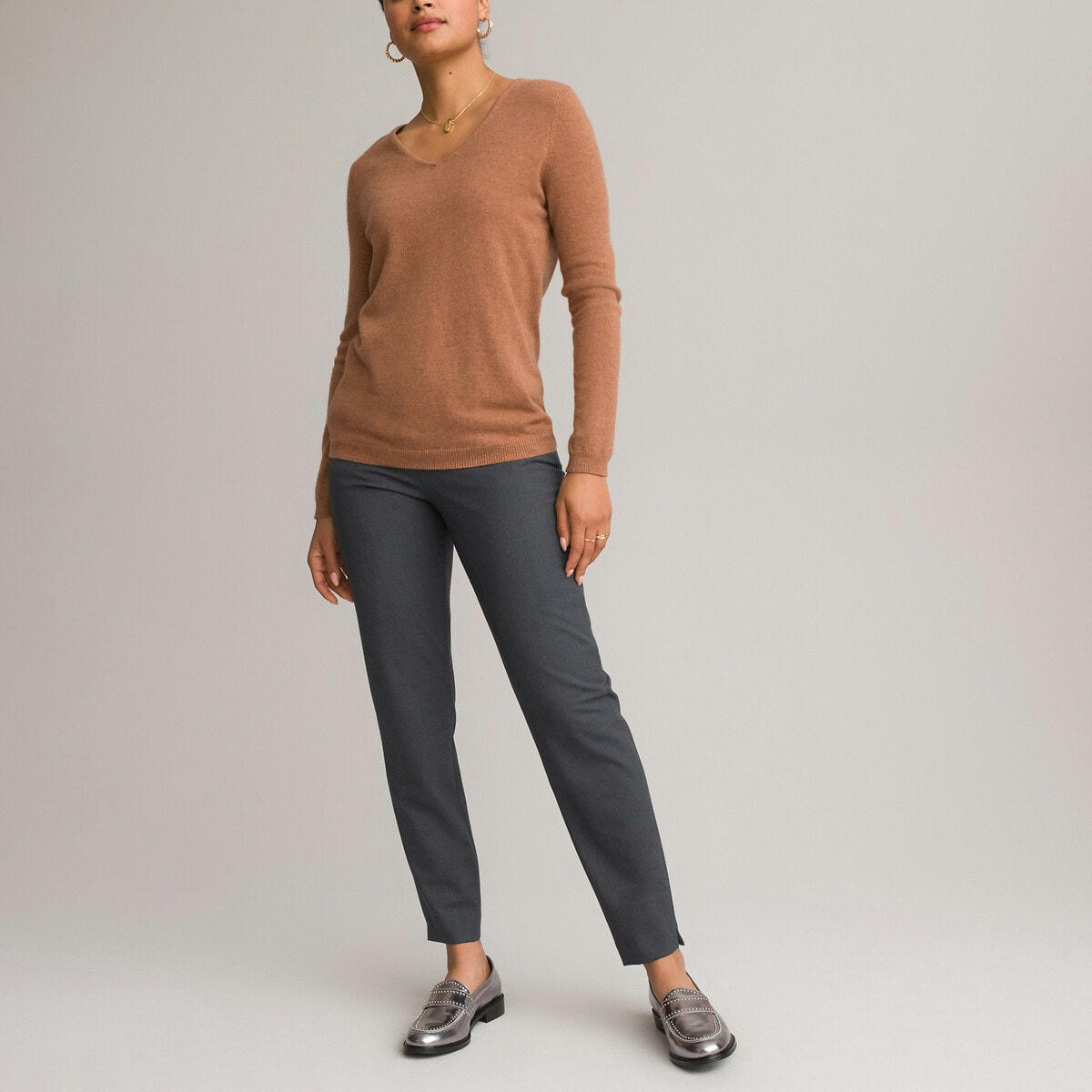 Pantalon fuselé, laine majoritaire
