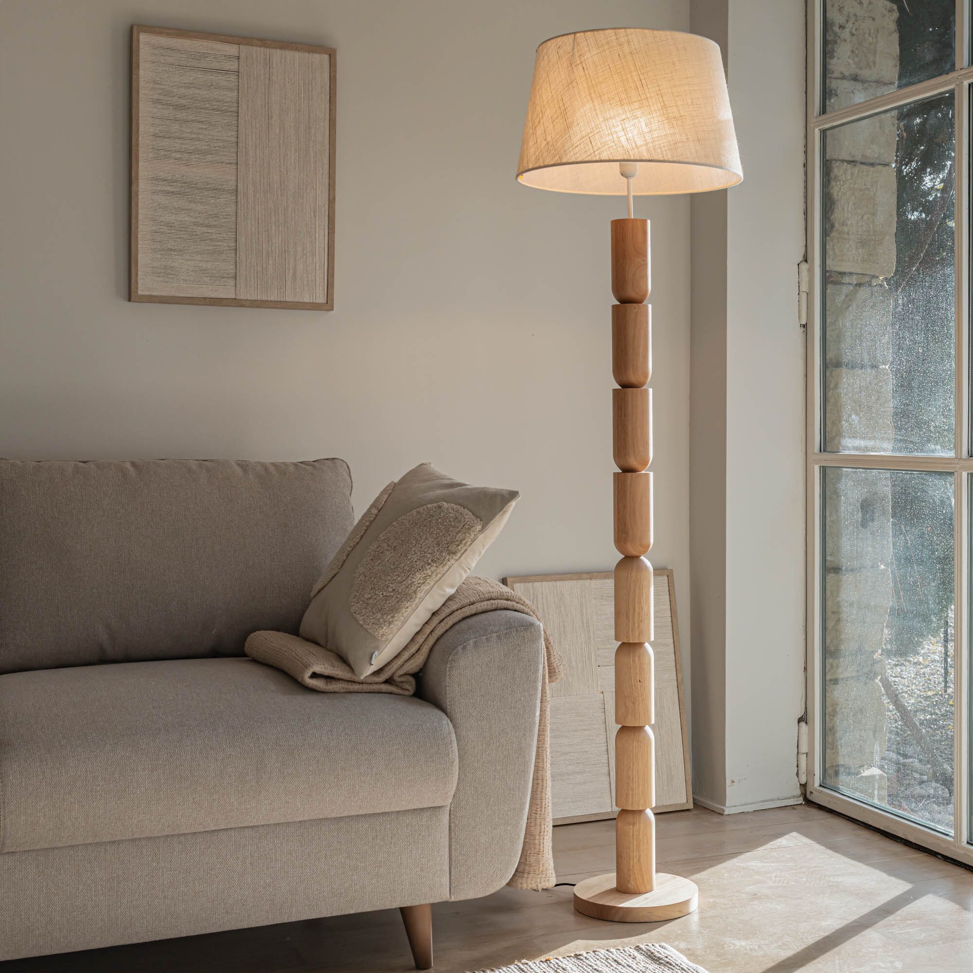 AGIOS - Pied de lampadaire en bois d'hévéa H152 cm - bois clair