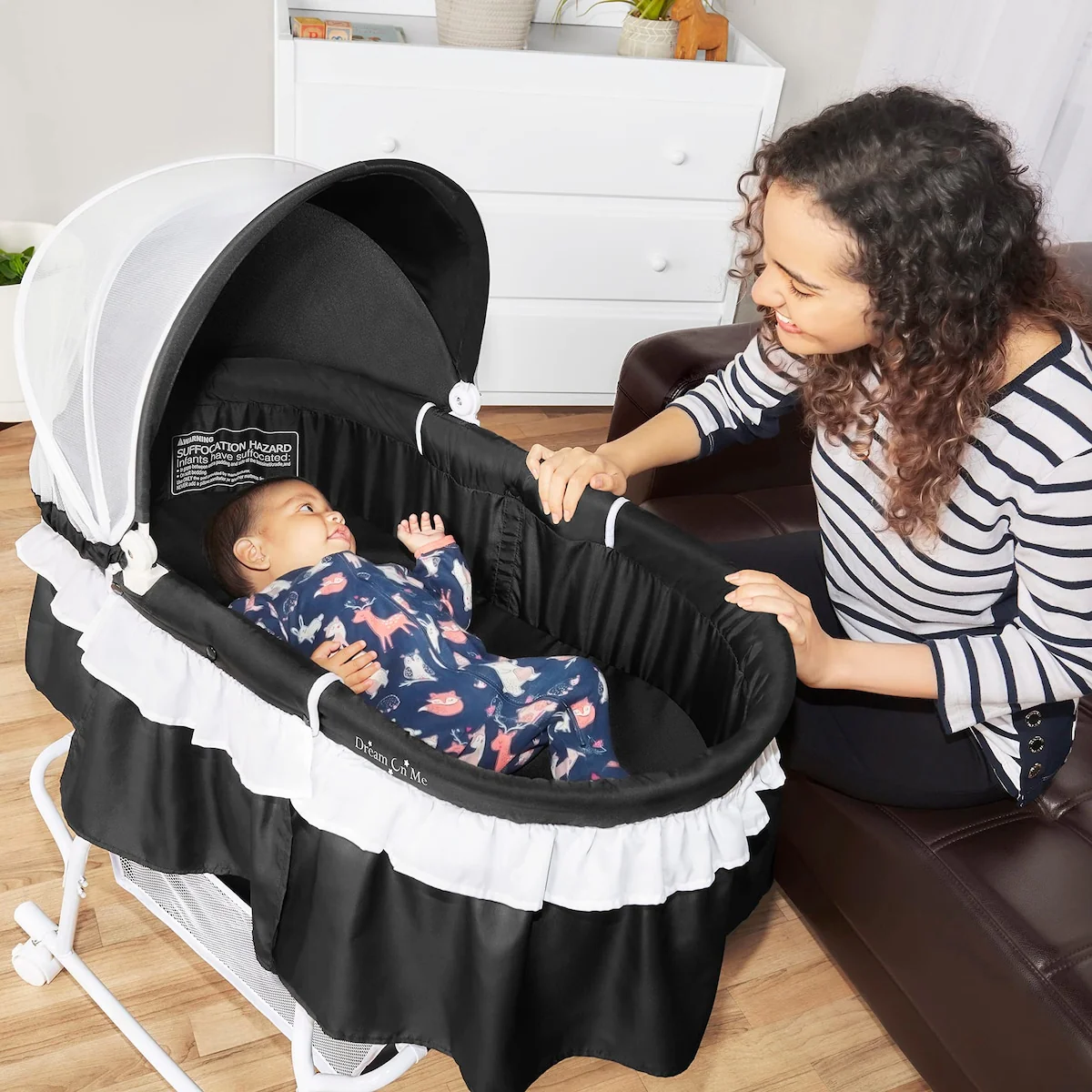 Lacy Portable 2-in-1 Bassinet & Cradle in Black, Lightweight Baby Bassinet with Storage Basket, Adjustable and Removable Canopy