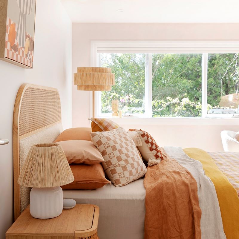 Raffia Natural Floor Light