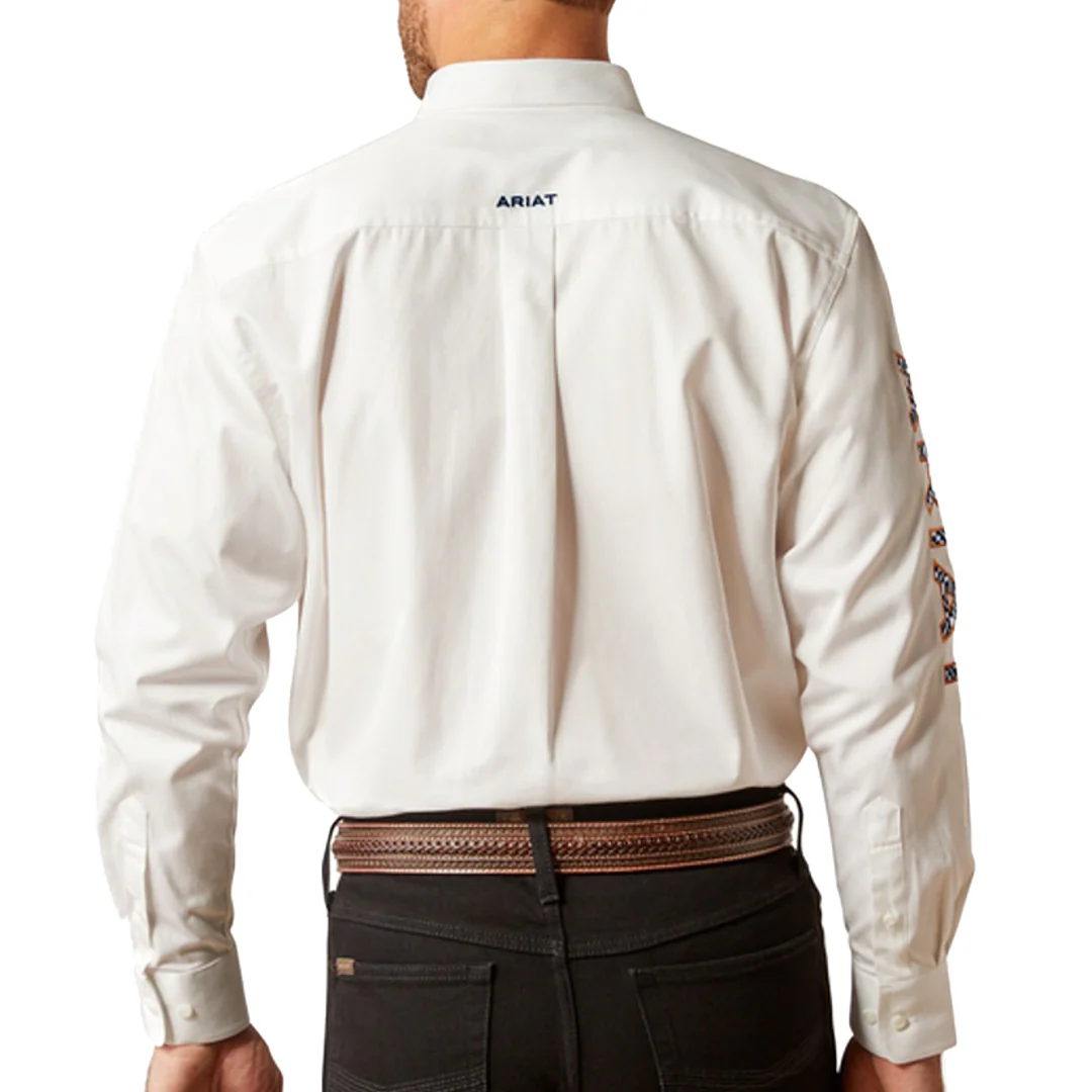 Мужская рубашка Ariat с логотипом команды, классический крой, на пуговицах.