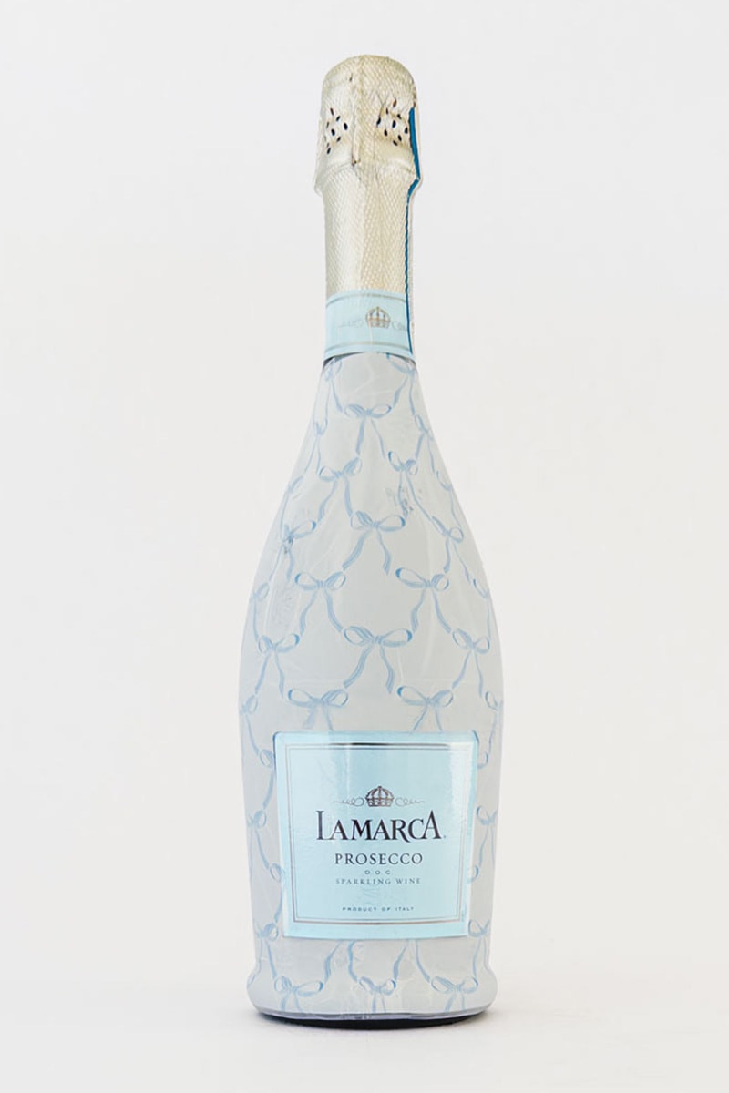 Beau Bottles Grandmillenial Blue Bows La Marca Edition Bottle Wrap