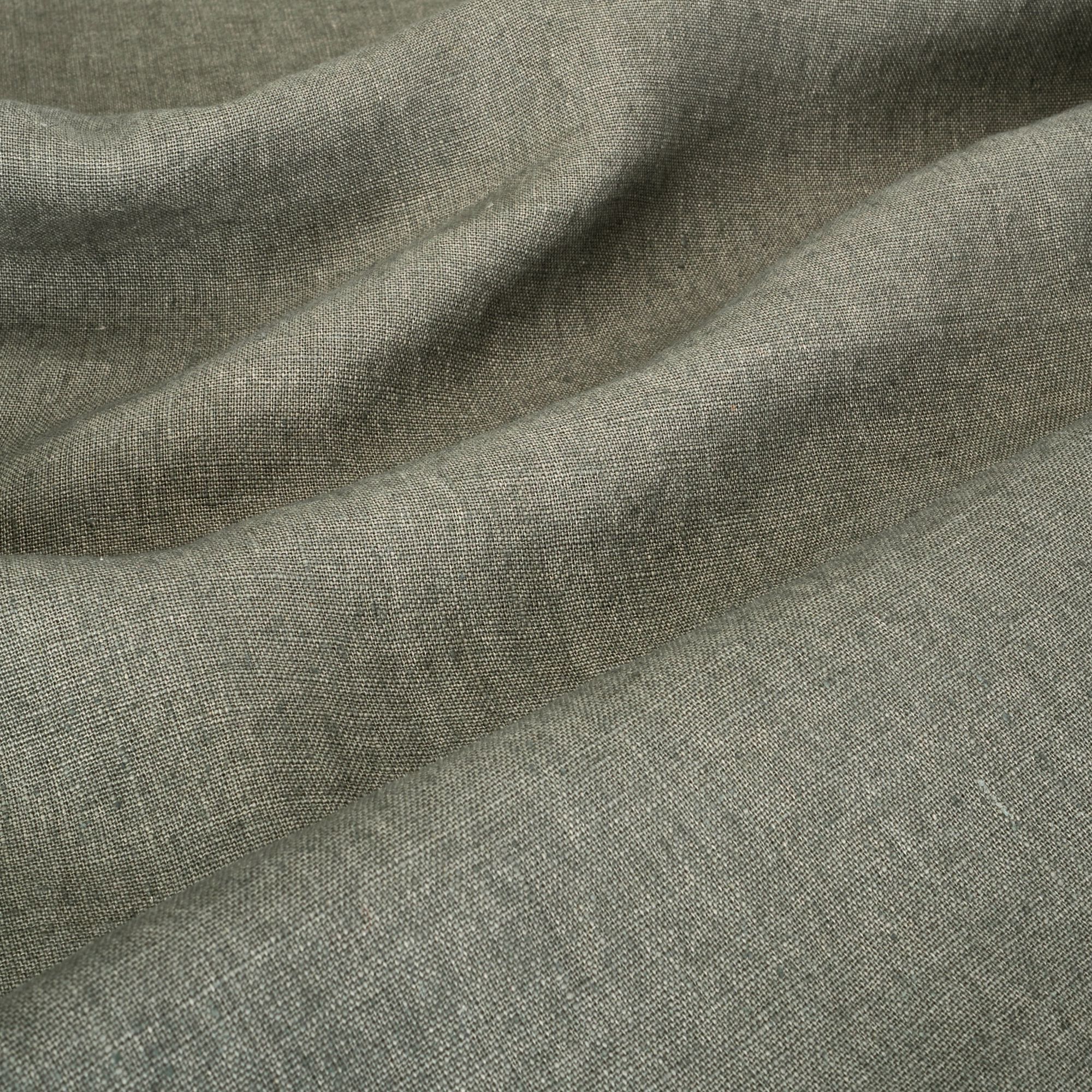 VINON - Nappe en lin lavé 150x250cm - vert cèdre