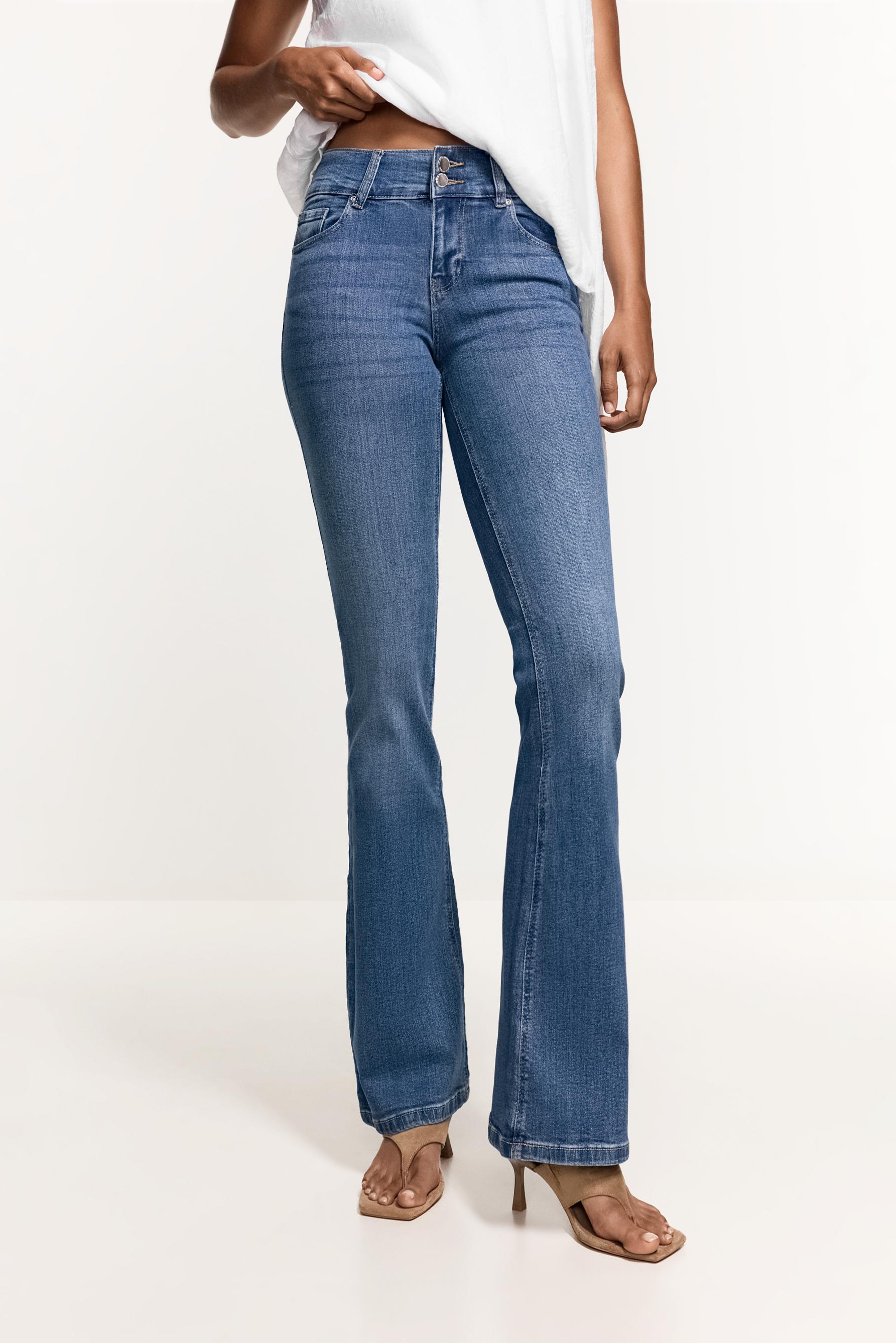Jeans flare doble botón
