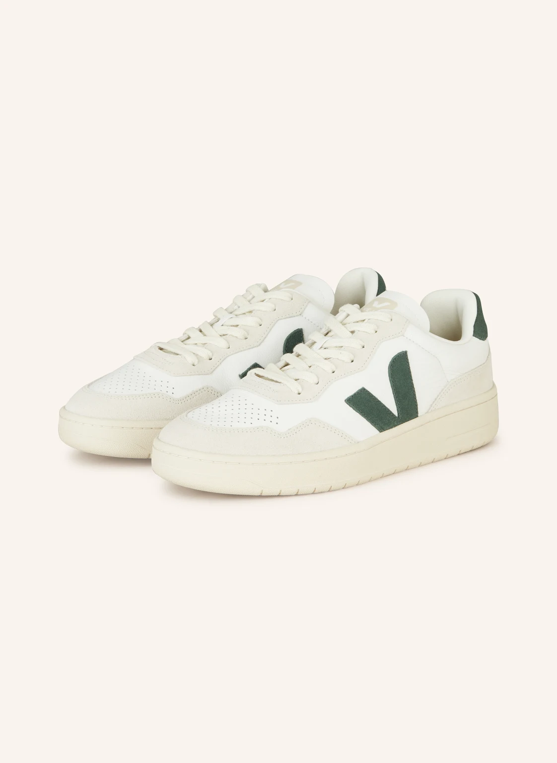 VEJA Sneaker V-90
