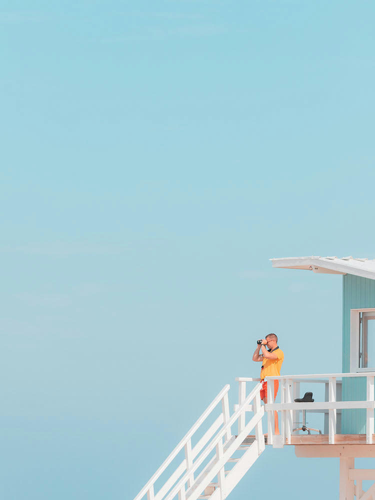 LE SAUVETEUR - Photographie d'art de Nicolas Rottiers 45x60 cm sur plexi