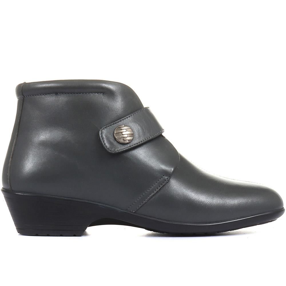 Pavers Leather Ankle Boots